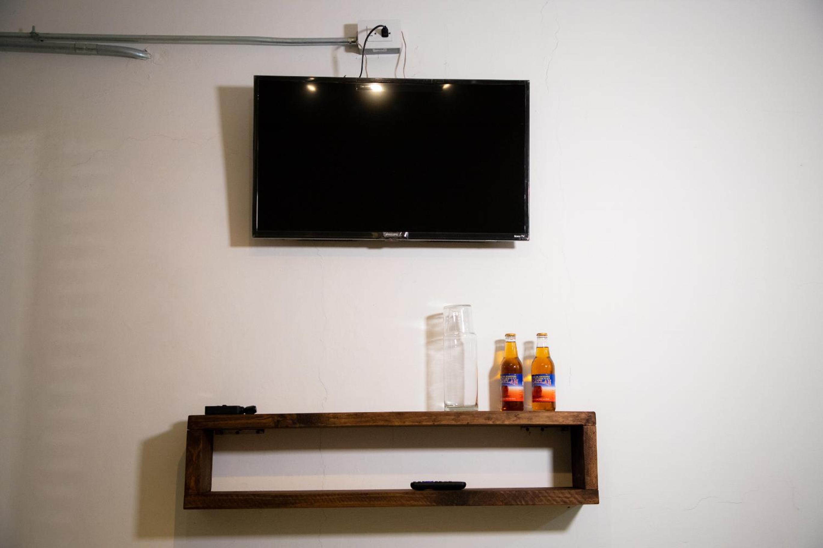 Twin Room - Photo 3