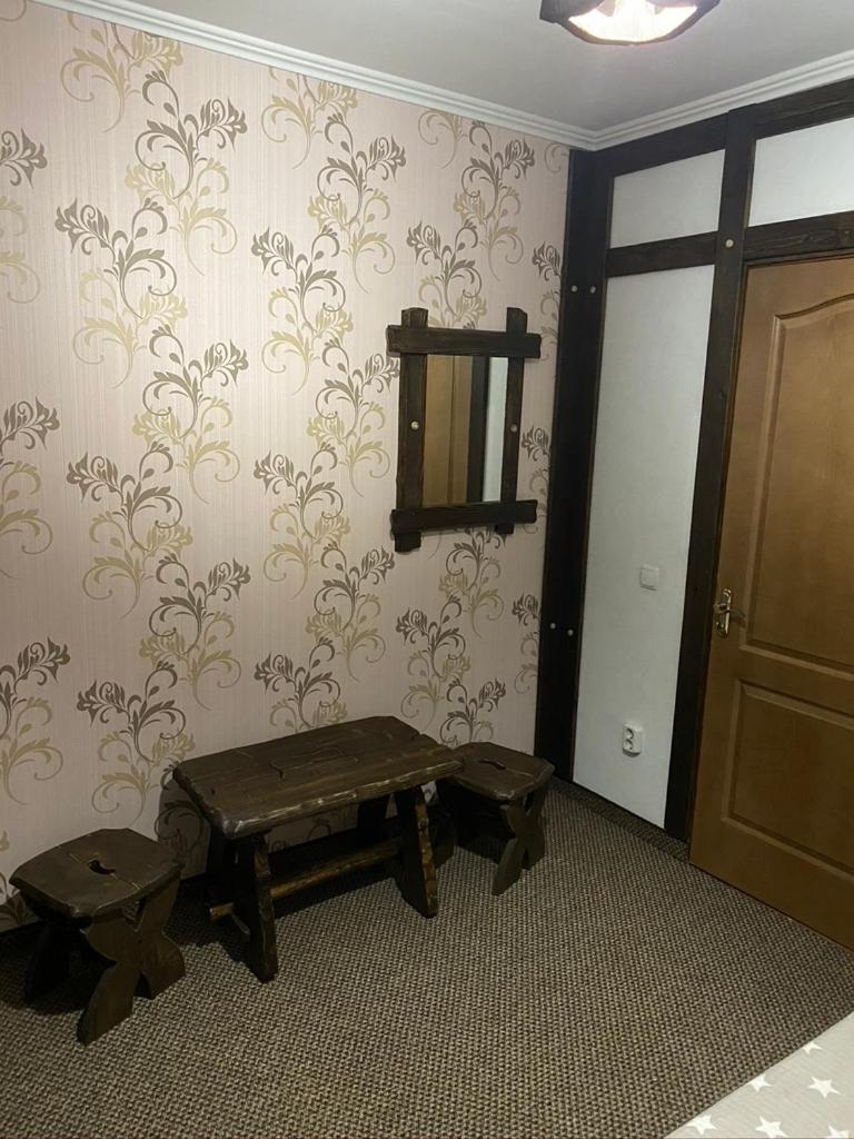 Family Room with Balcony photo 2