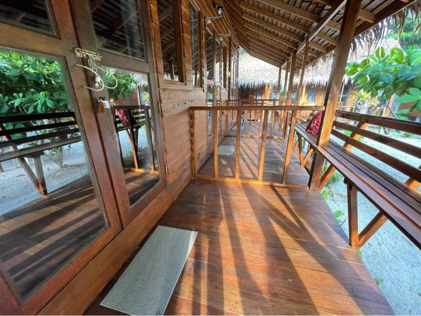 Double Room with Garden View - Photo 18