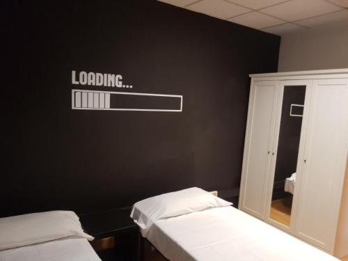 Double or Twin Room with External Private Bathroom photo 3