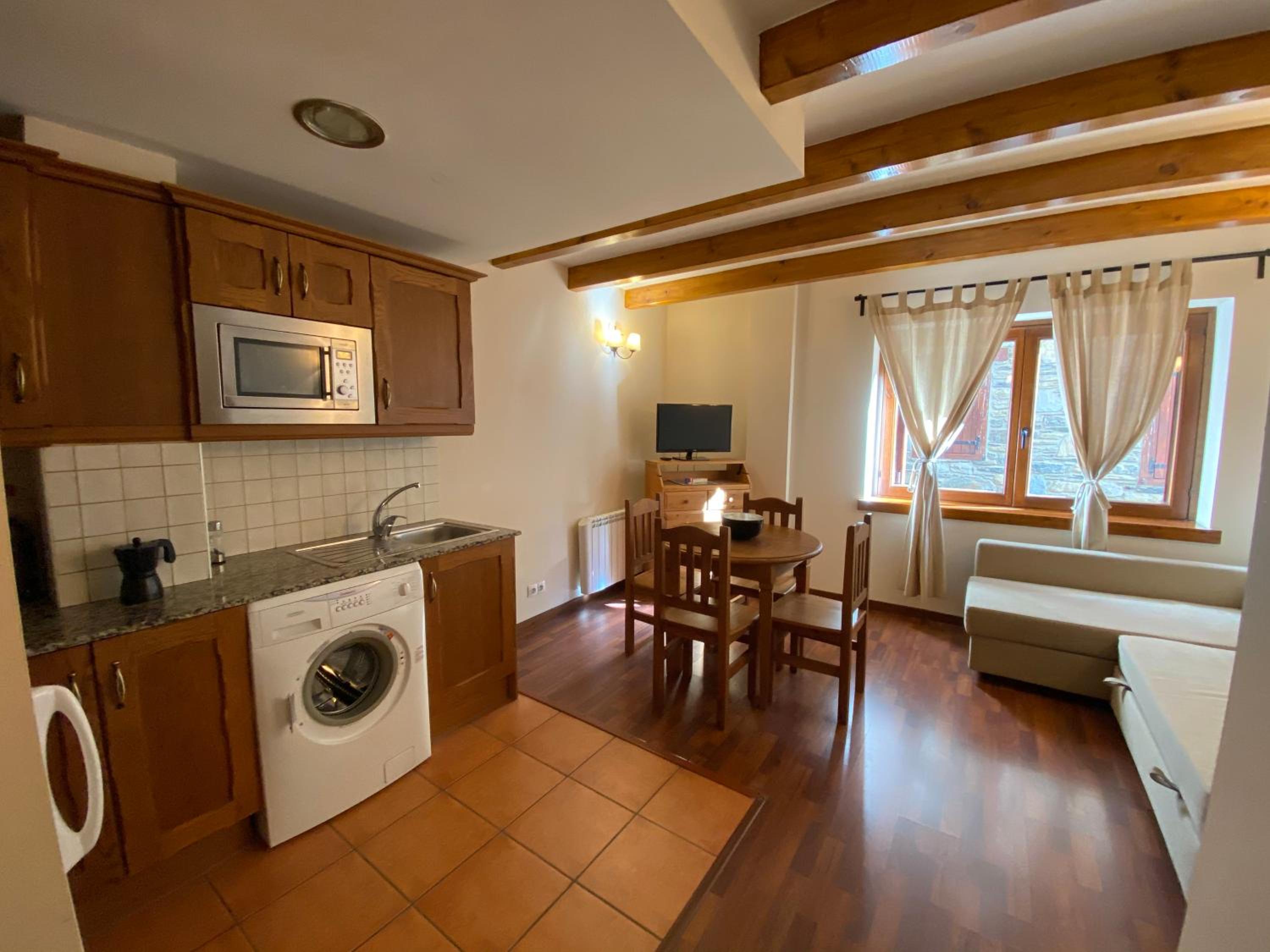 One-Bedroom Apartment photo 3