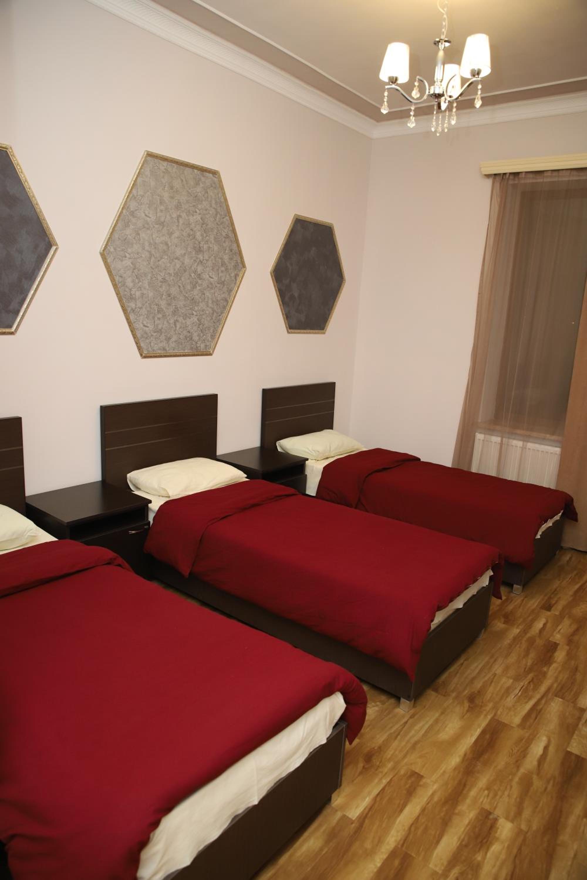 Standard Triple Room photo 3