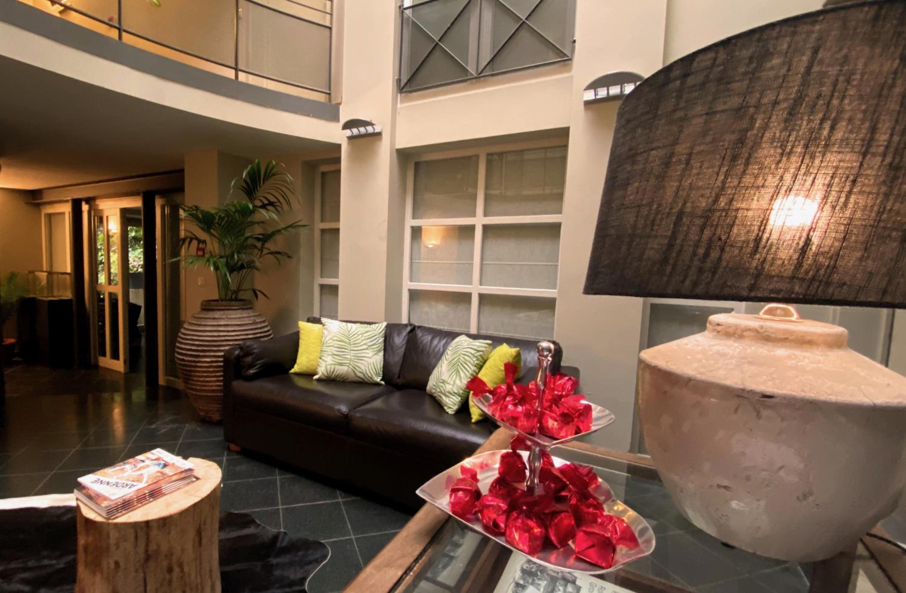 Standard Double Room - Photo 6
