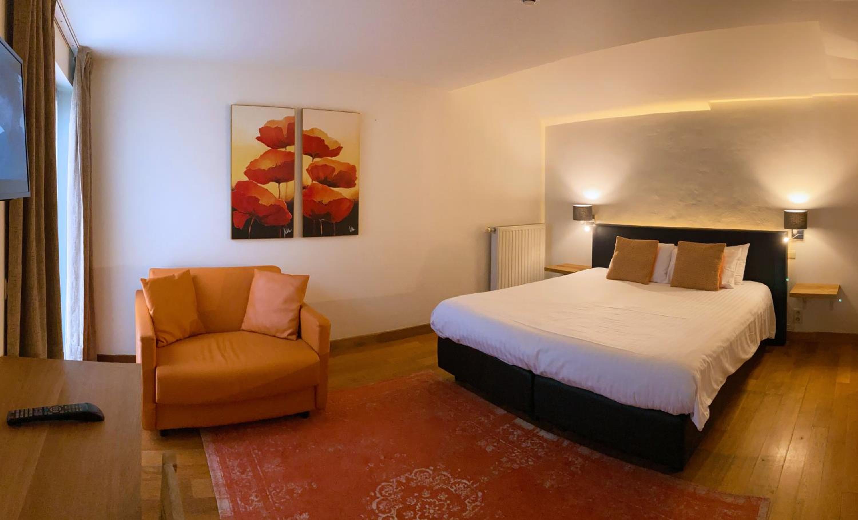 Double Room - Photo 2