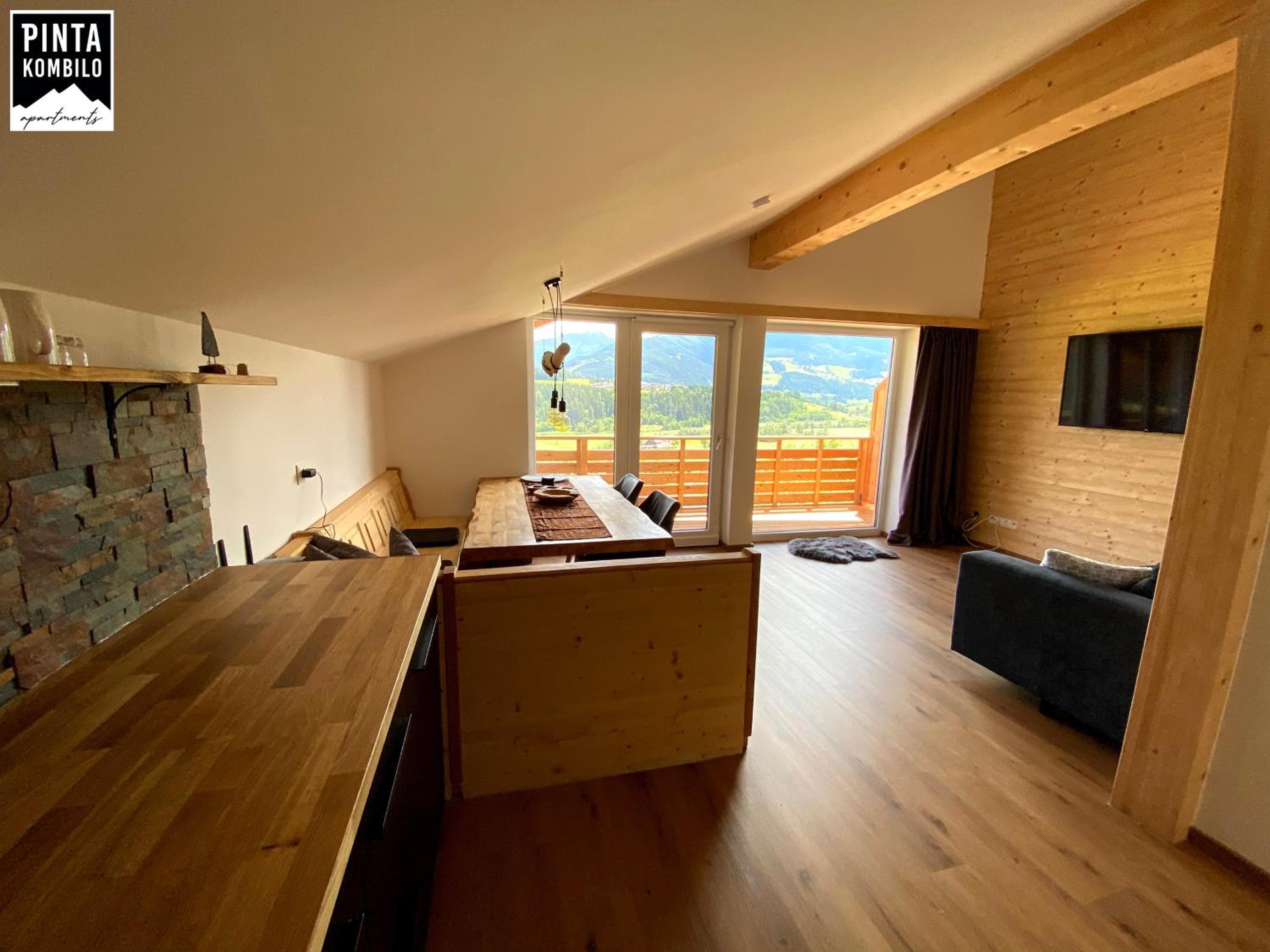 Apartment with Mountain View photo 1