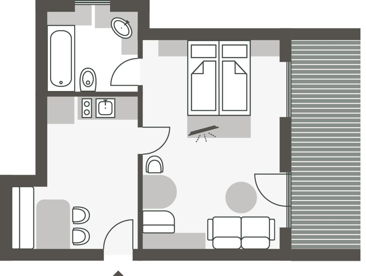 One-Bedroom Apartment photo 2