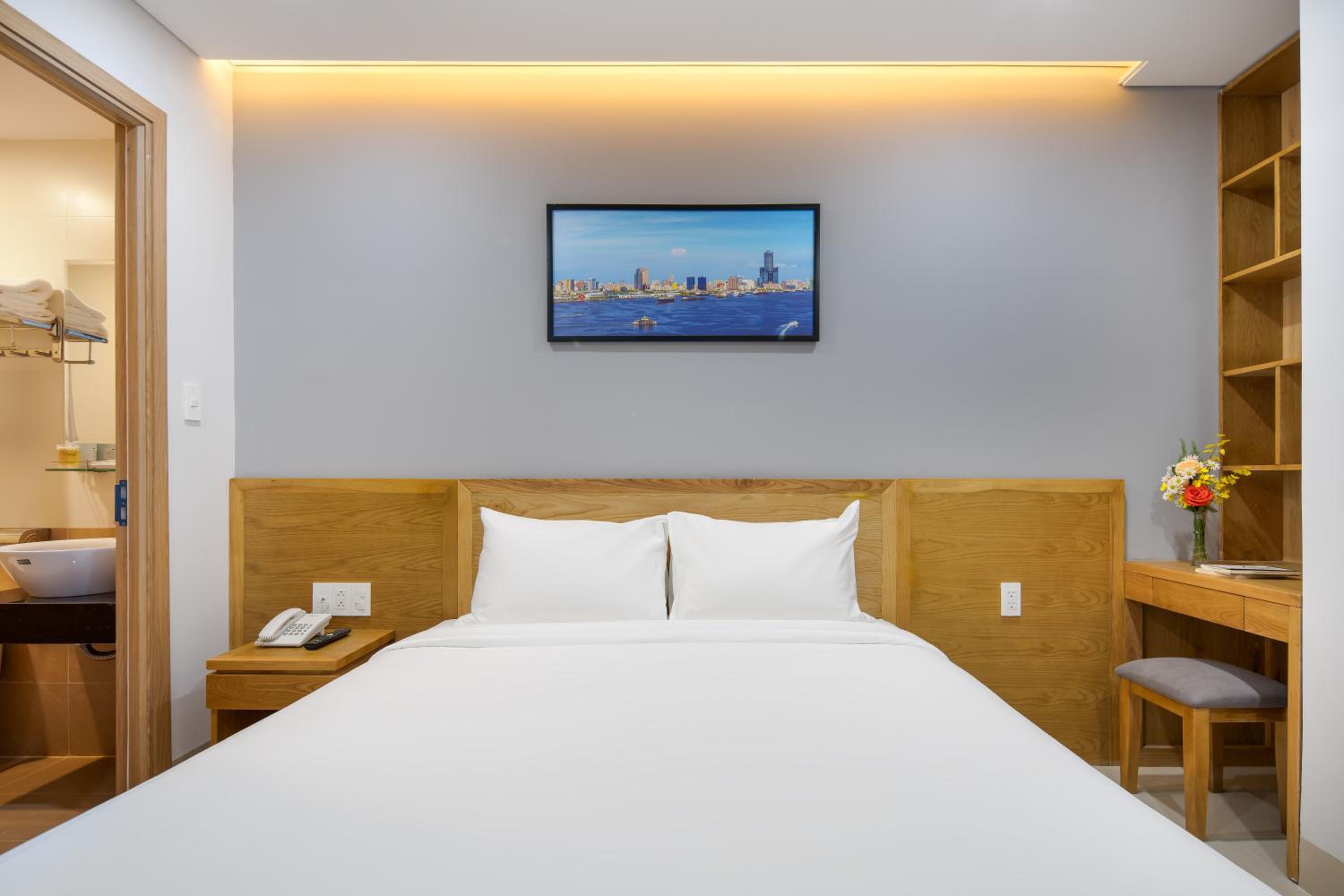Standard King Room