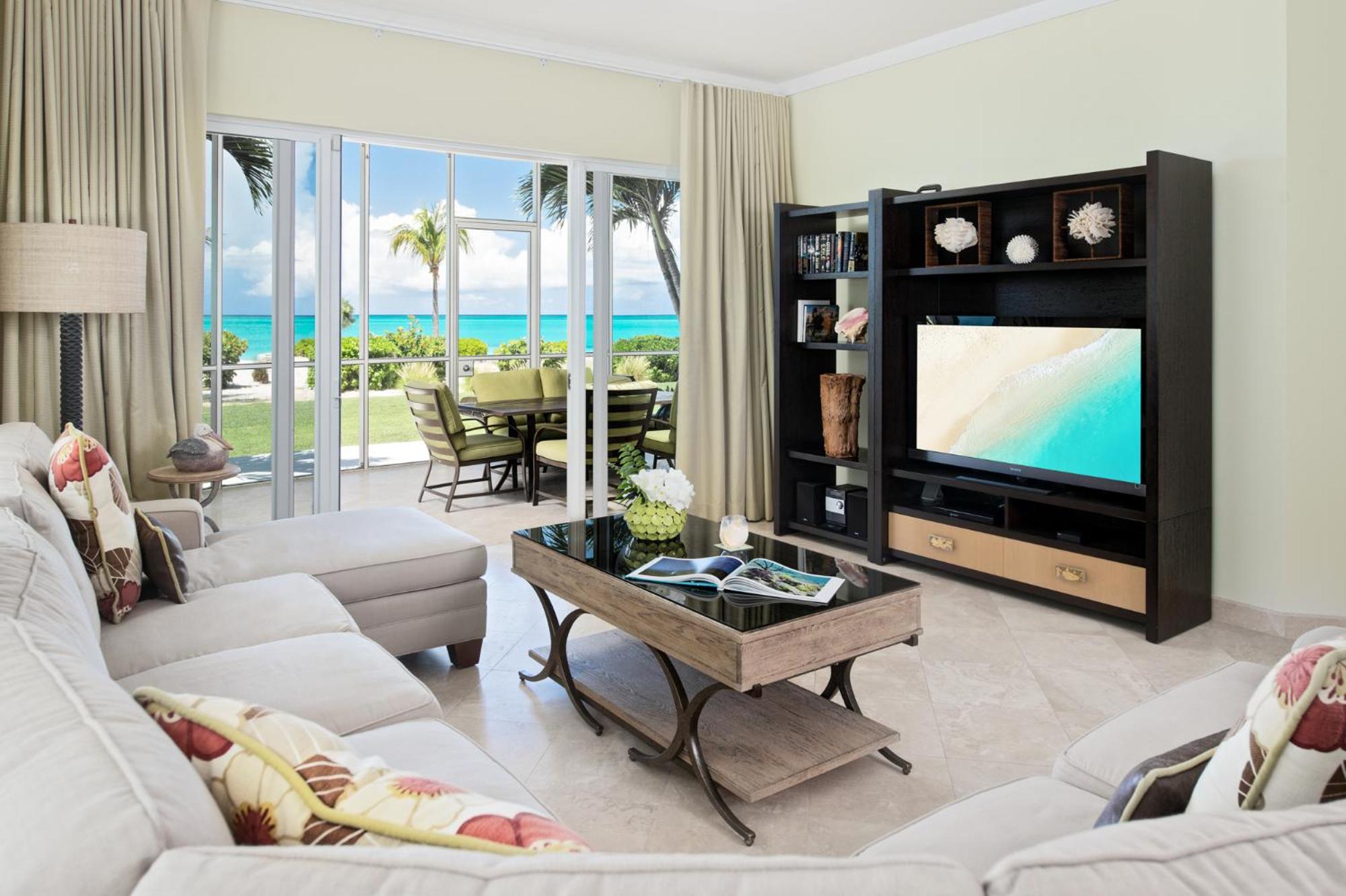 Two-Bedroom Suite with Ocean Front photo 3