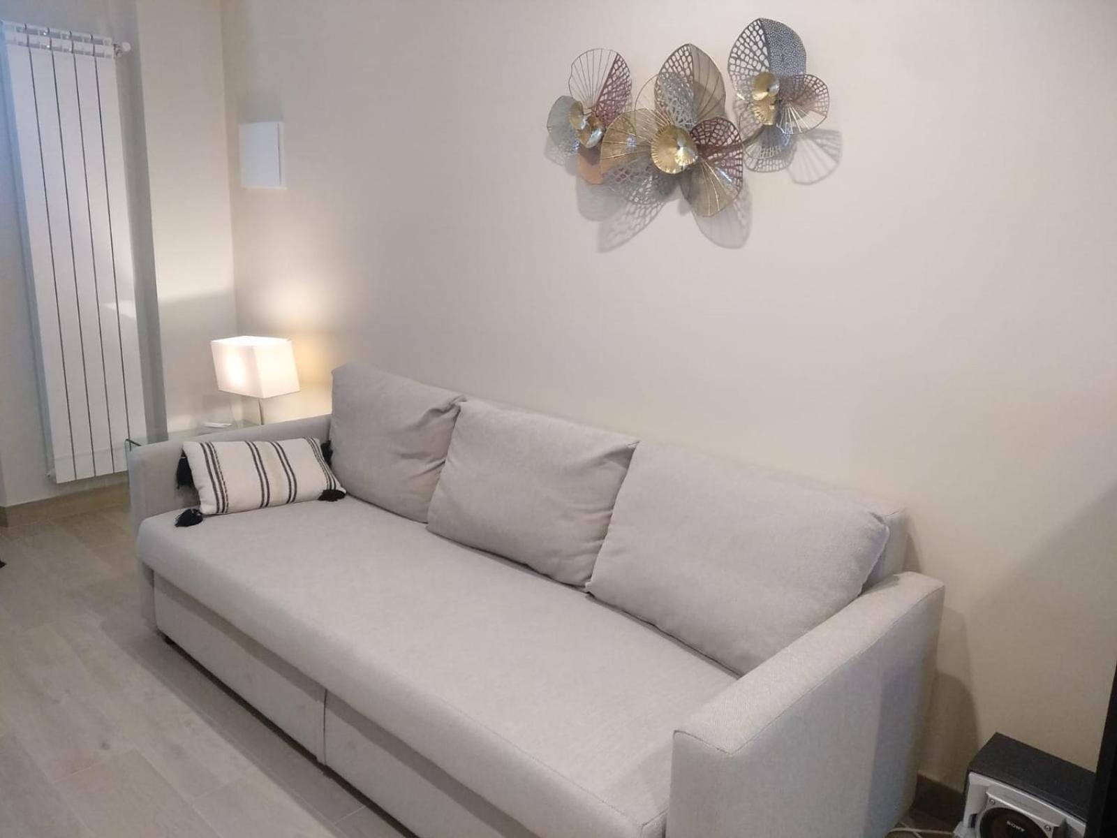 Three-Bedroom House - Photo 6