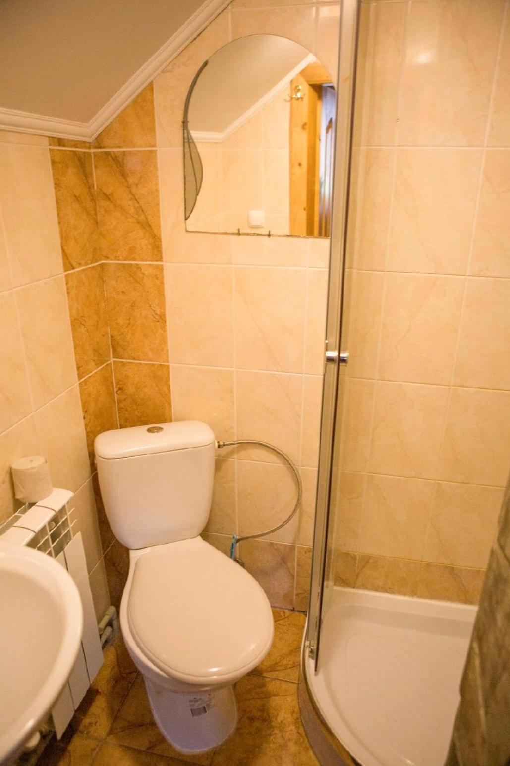 Standard Double Room with Shared Bathroom photo 3