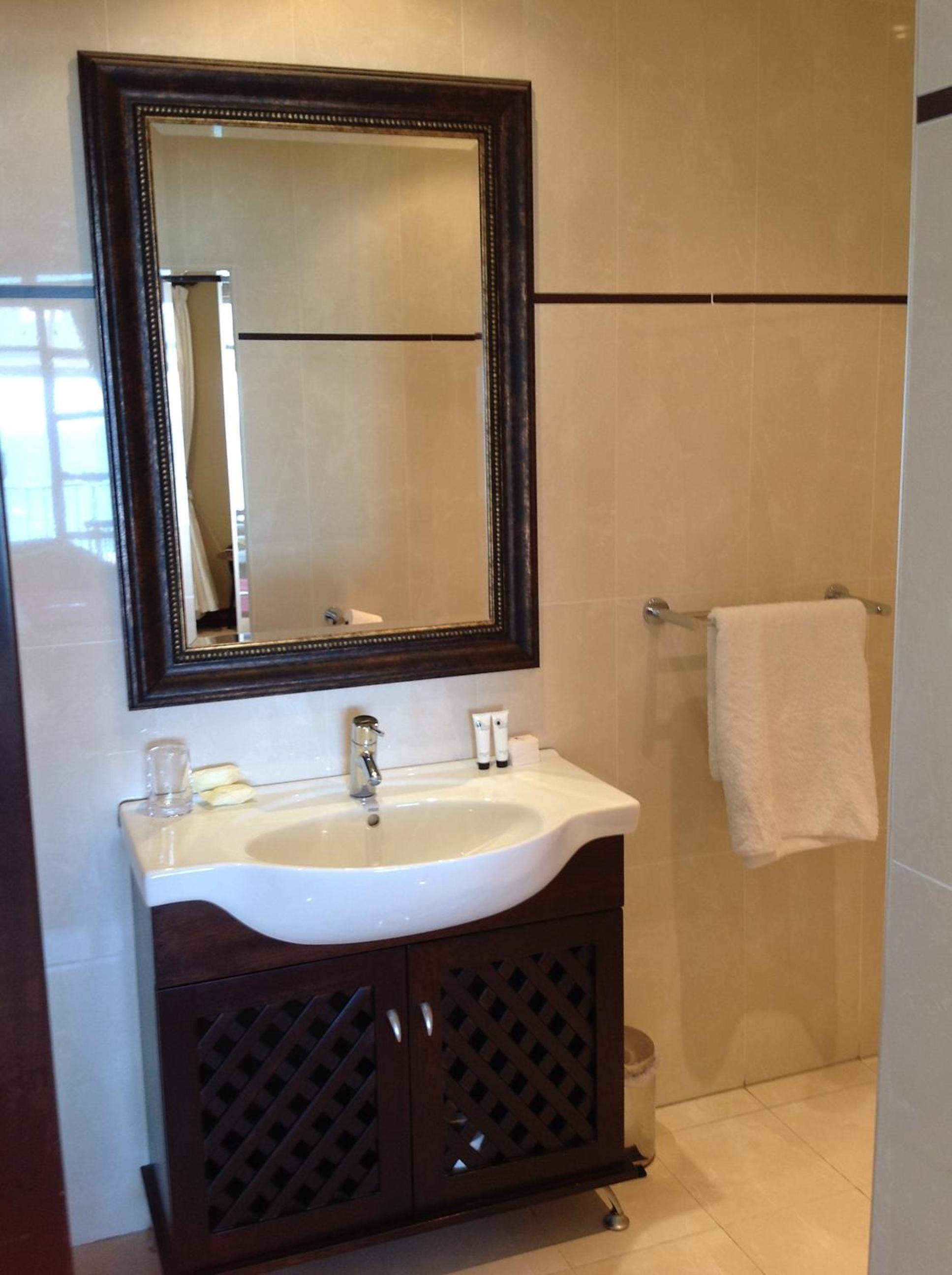 Twin/Double Room - Photo 2