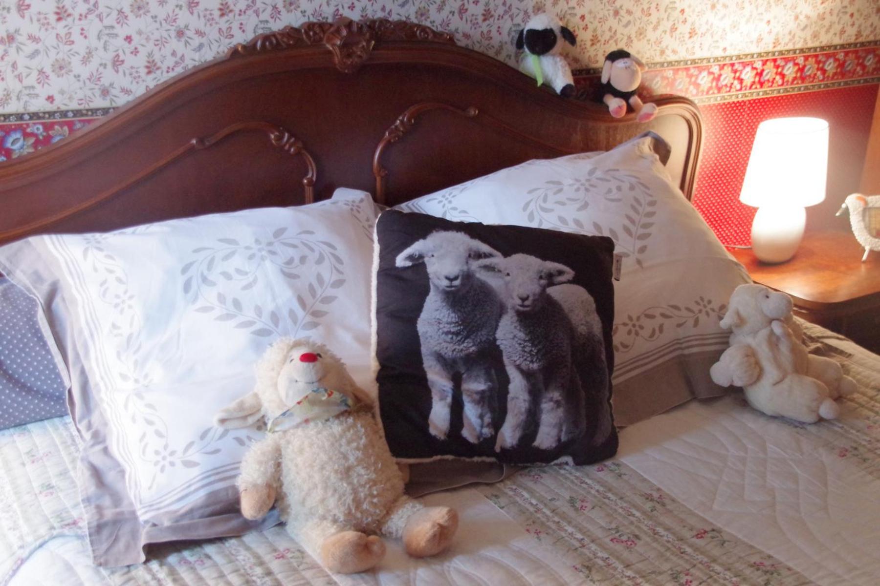 Family Room - Photo 7