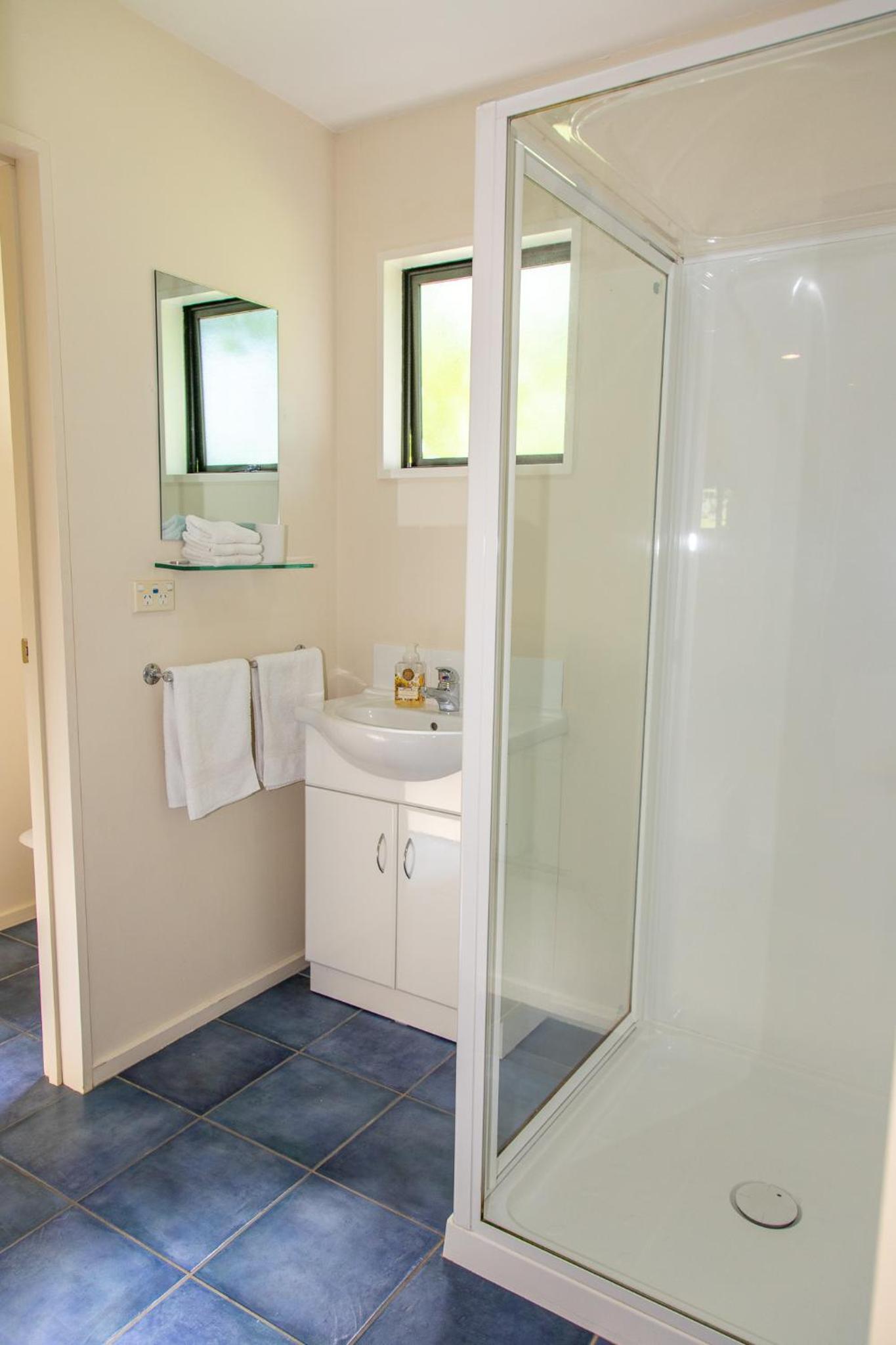 Two-Bedroom House photo 3