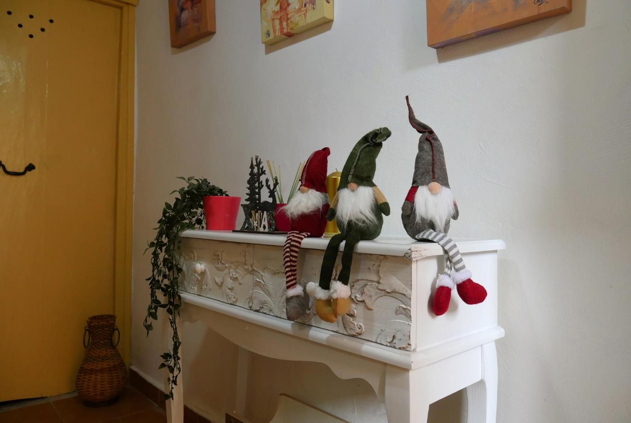 Two-Bedroom House - Photo 19