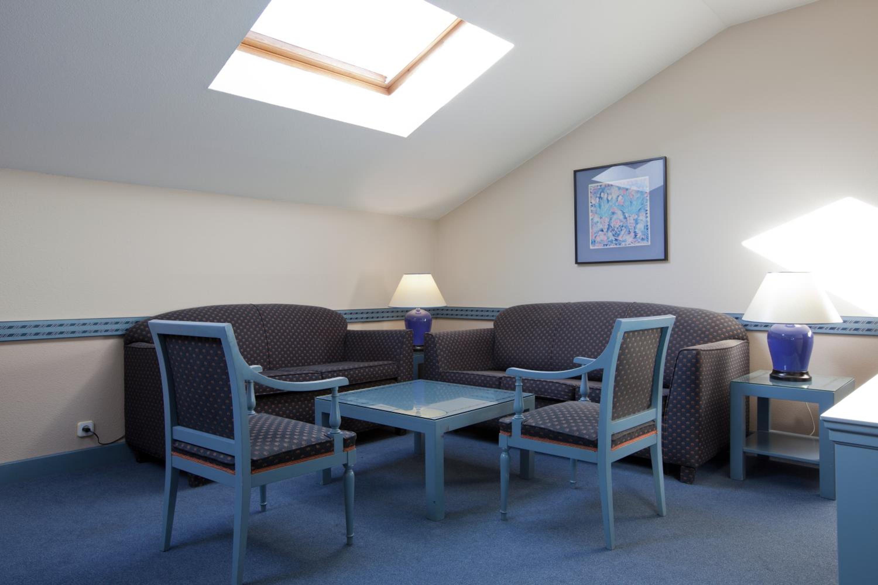 Junior Suite (2 Adults + 2 Children) - Photo 6