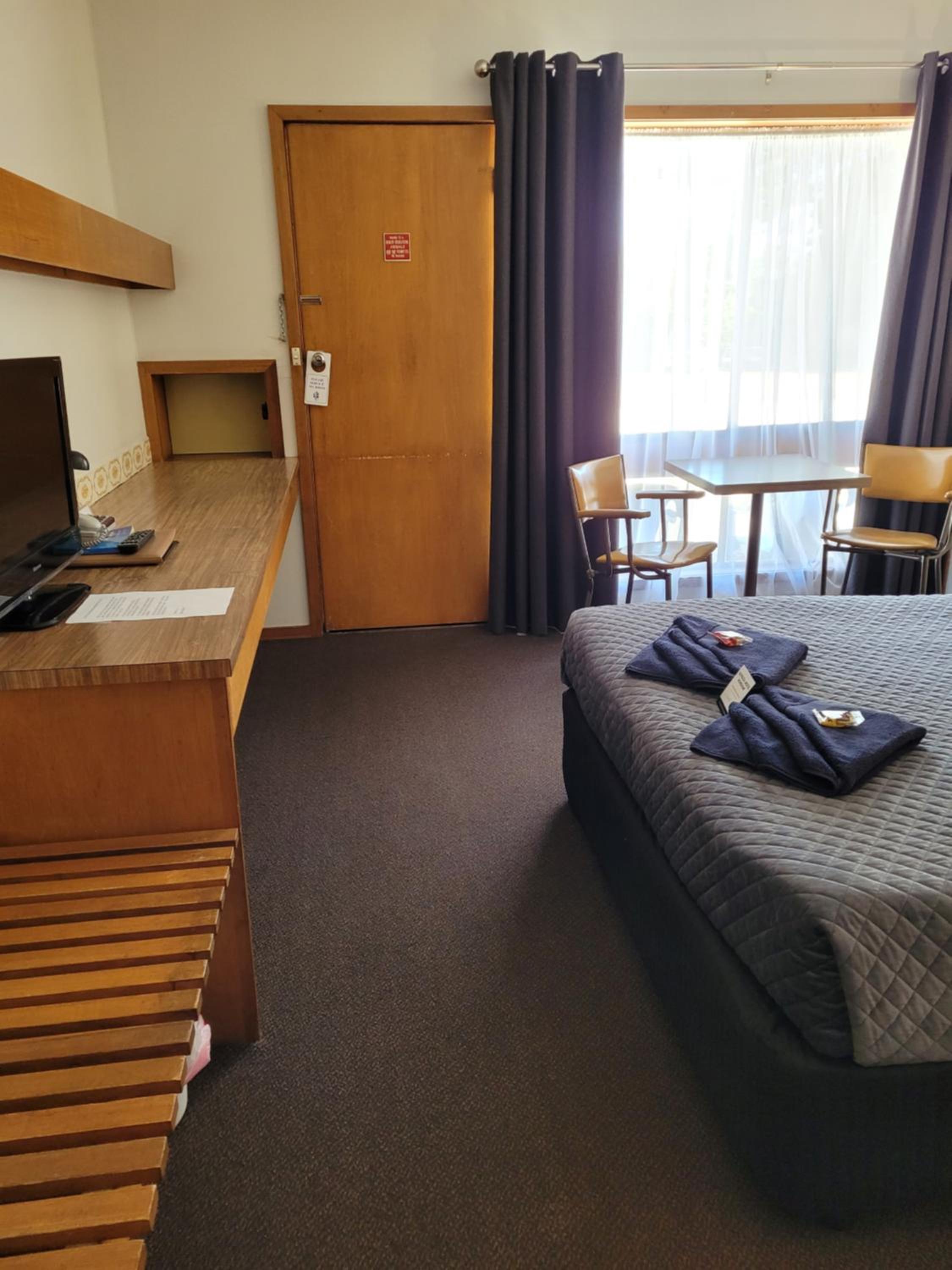 Queen Room photo 1