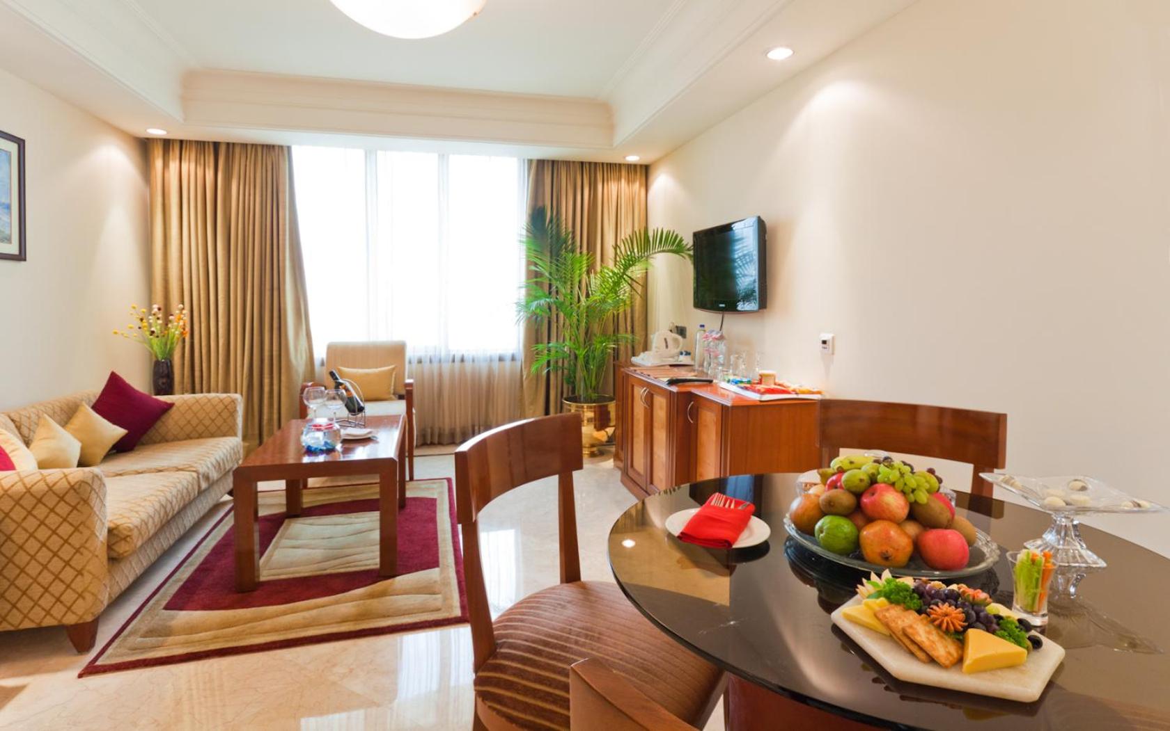Deluxe Suite - Photo 1