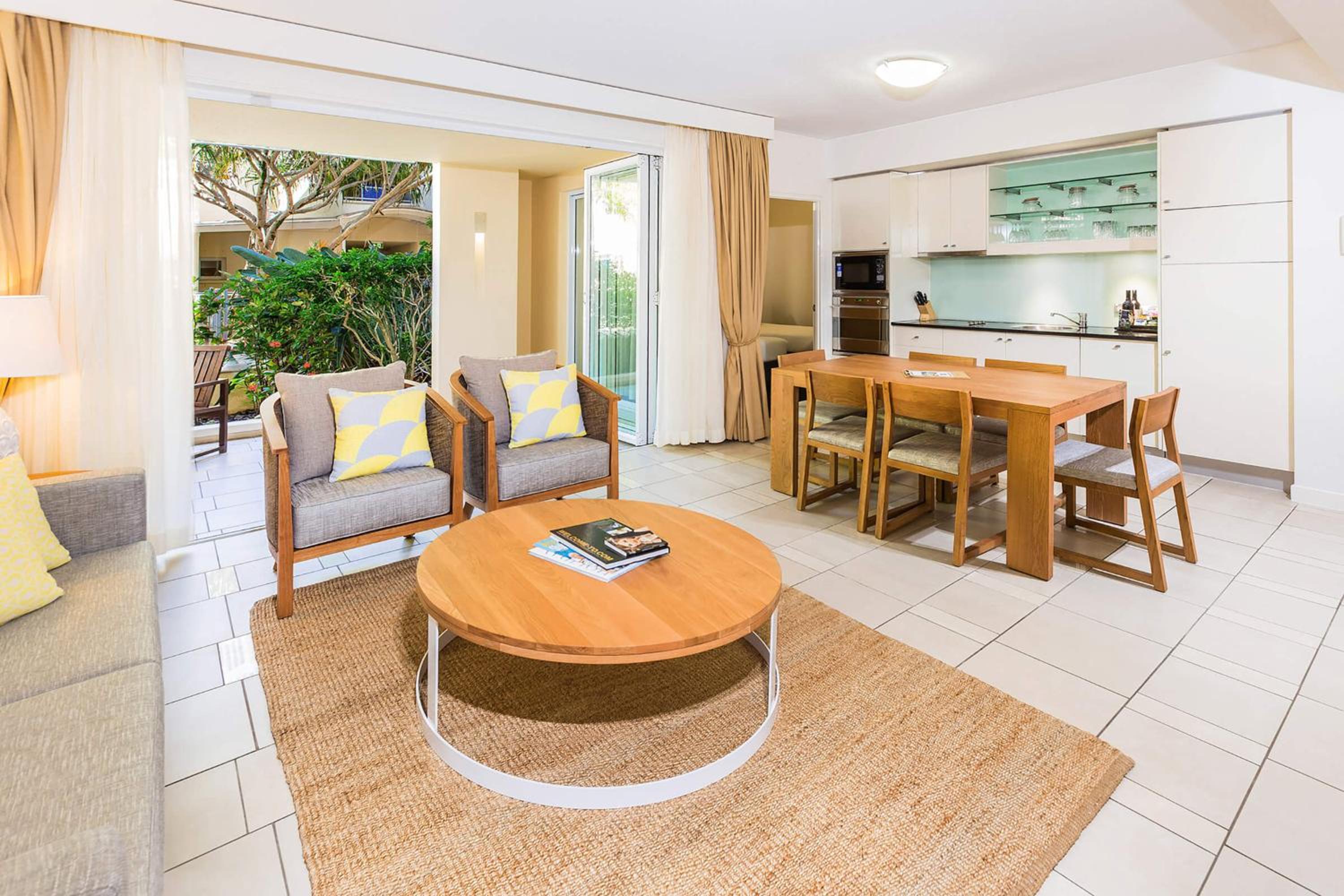  One-Bedroom Apartment With Garden View - Photo 1