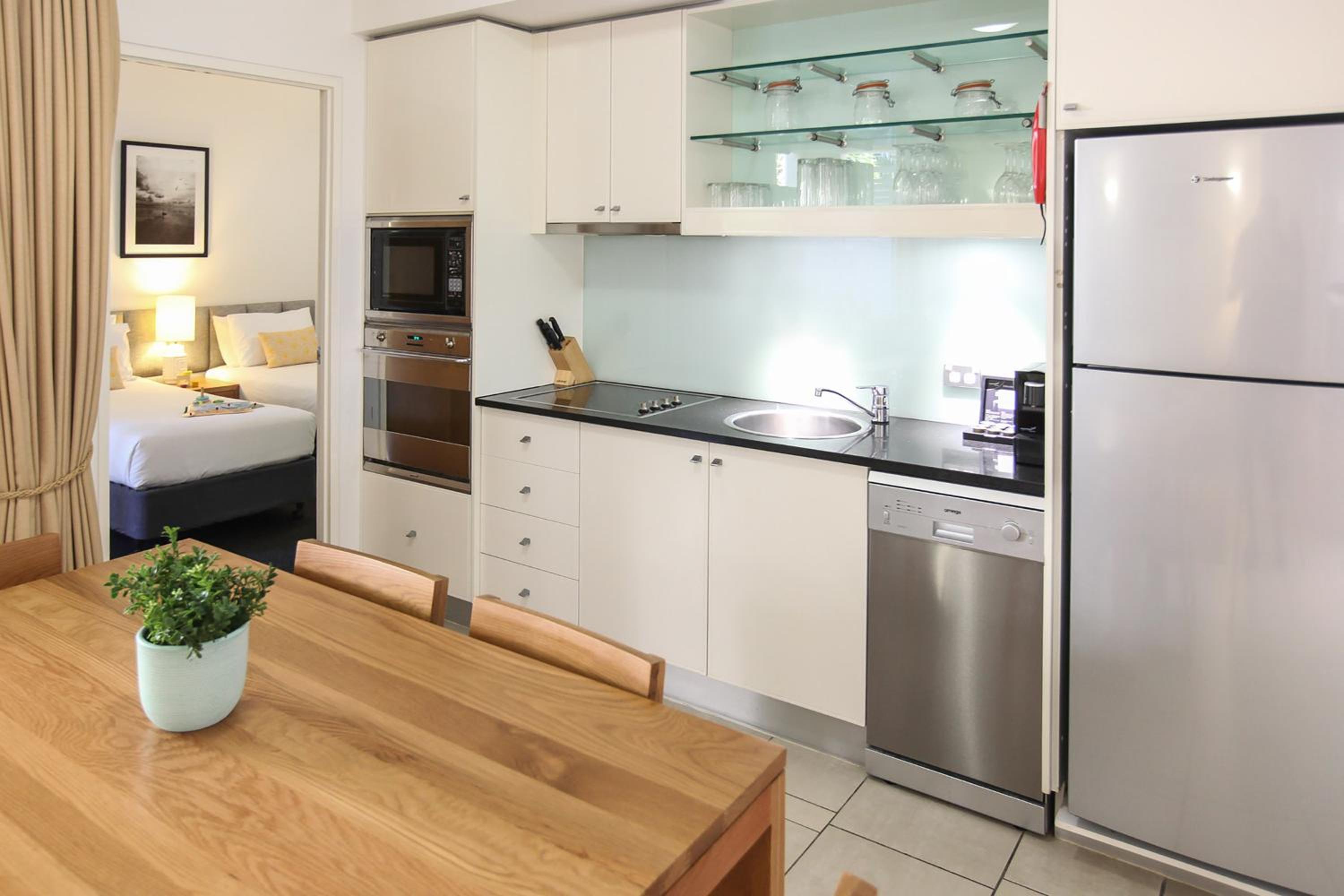Two-Bedroom Apartment With River View - Photo 5