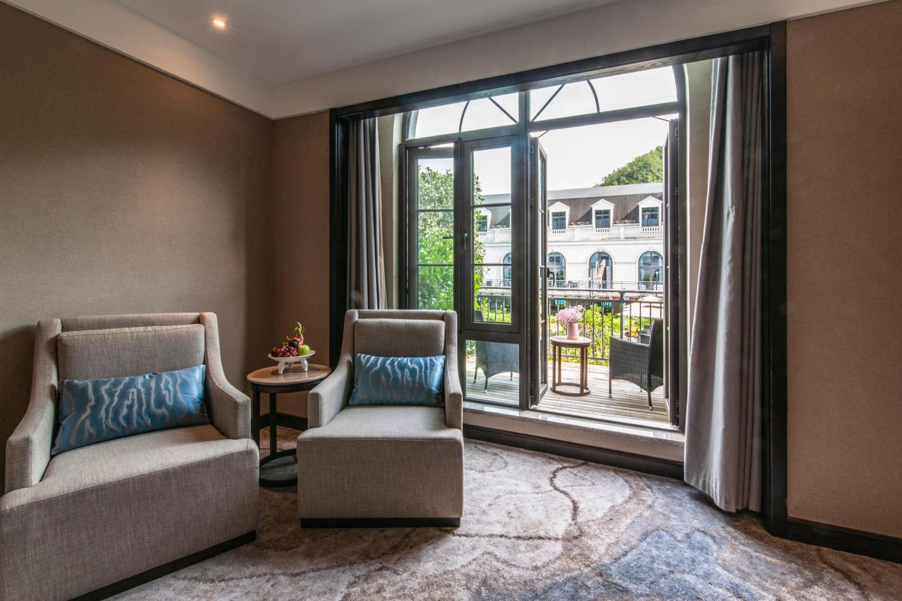 Twin Room with Balcony photo 2