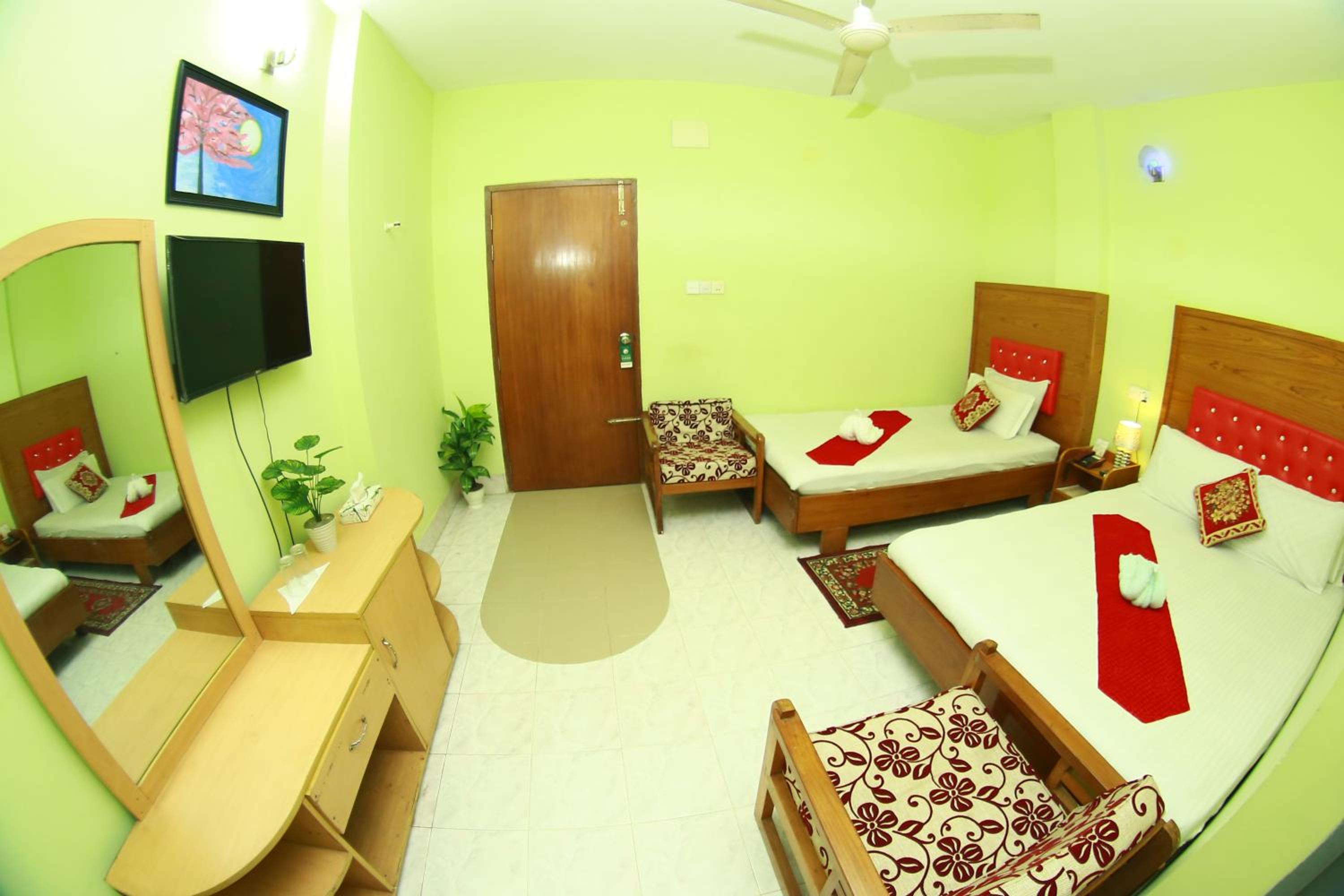 Deluxe Triple Room photo 1