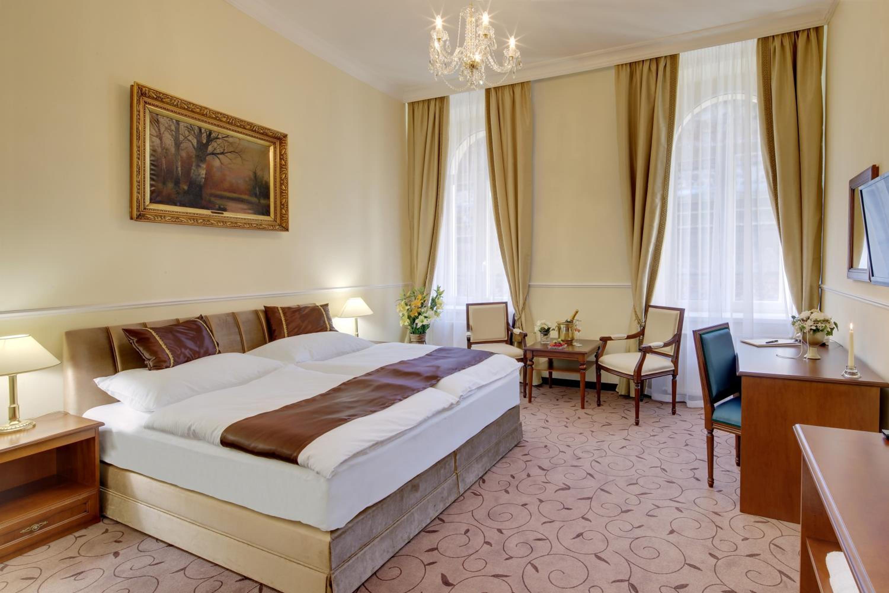 Superior Double or Twin Room photo 1