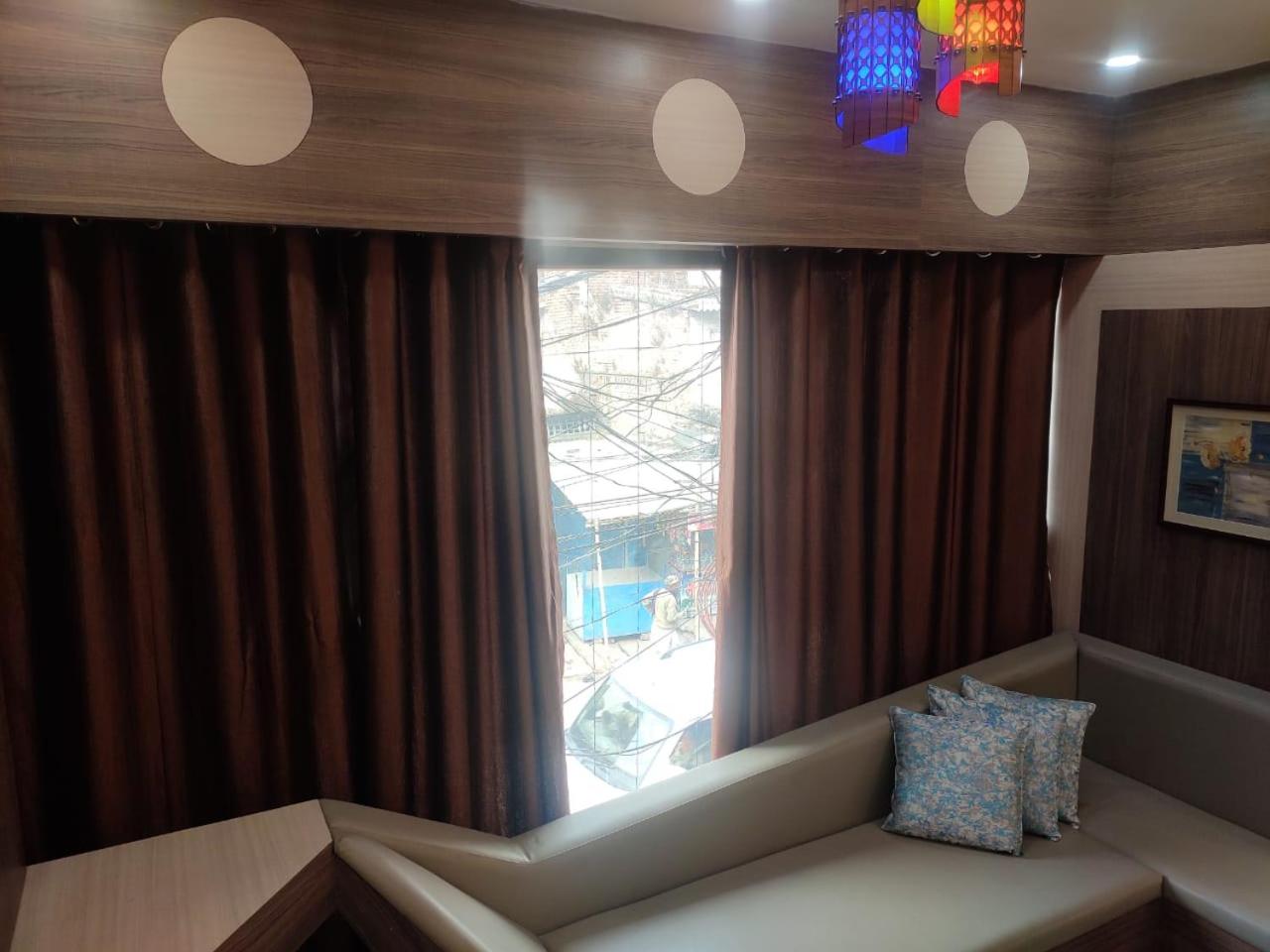 Deluxe Double Room with Bath photo 3