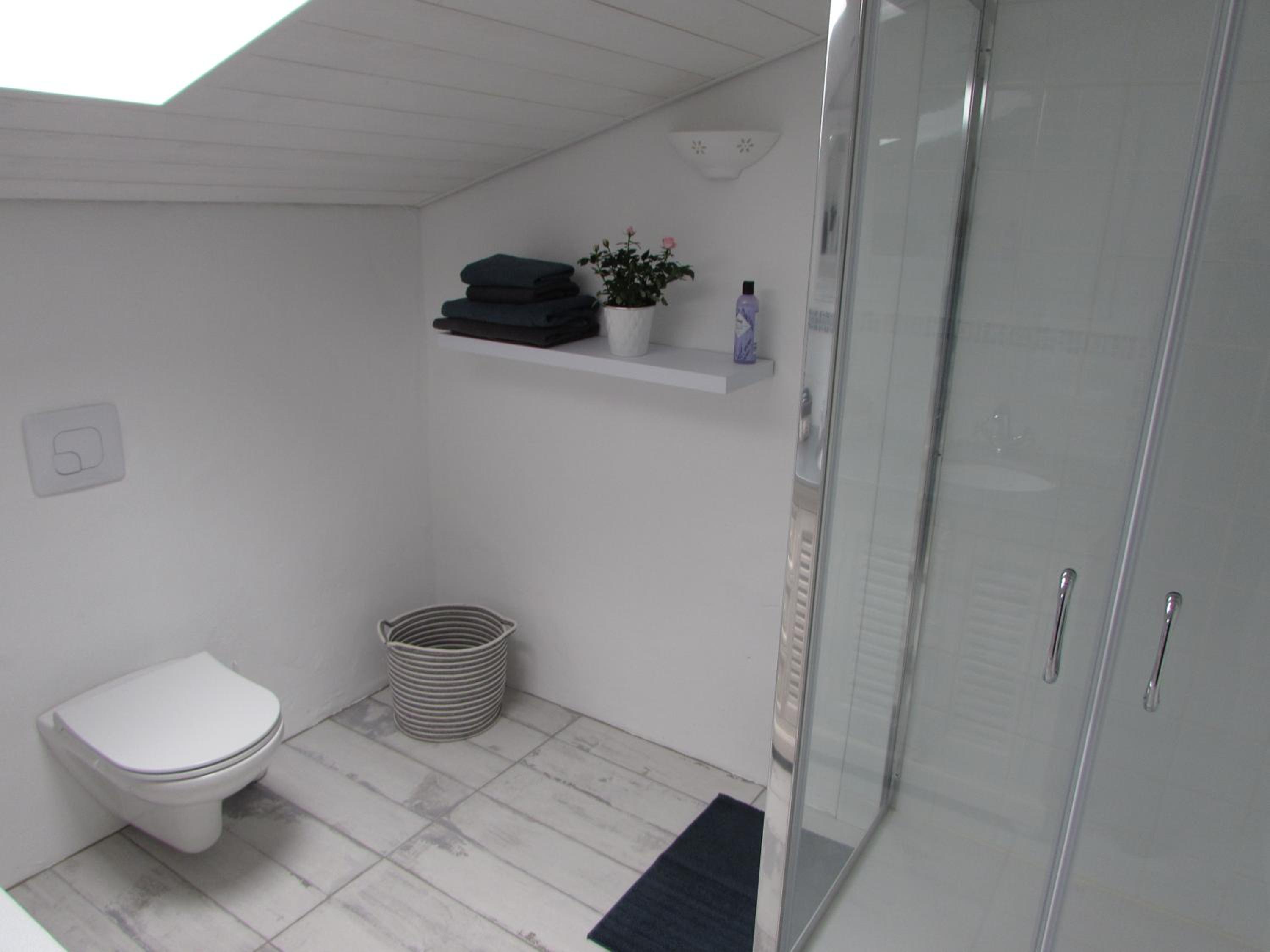 Suite with Garden View - Photo 3