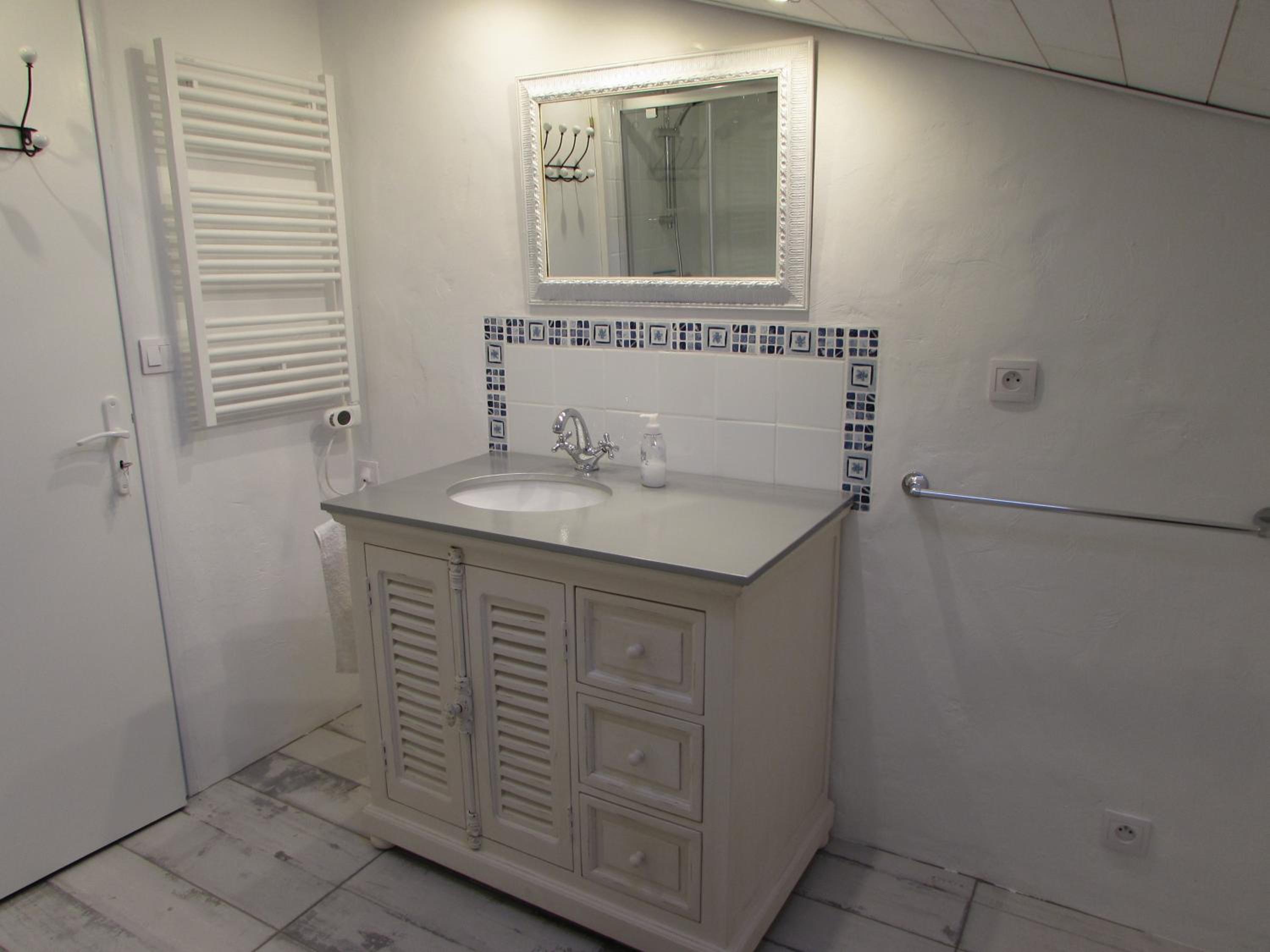 Suite with Garden View - Photo 2