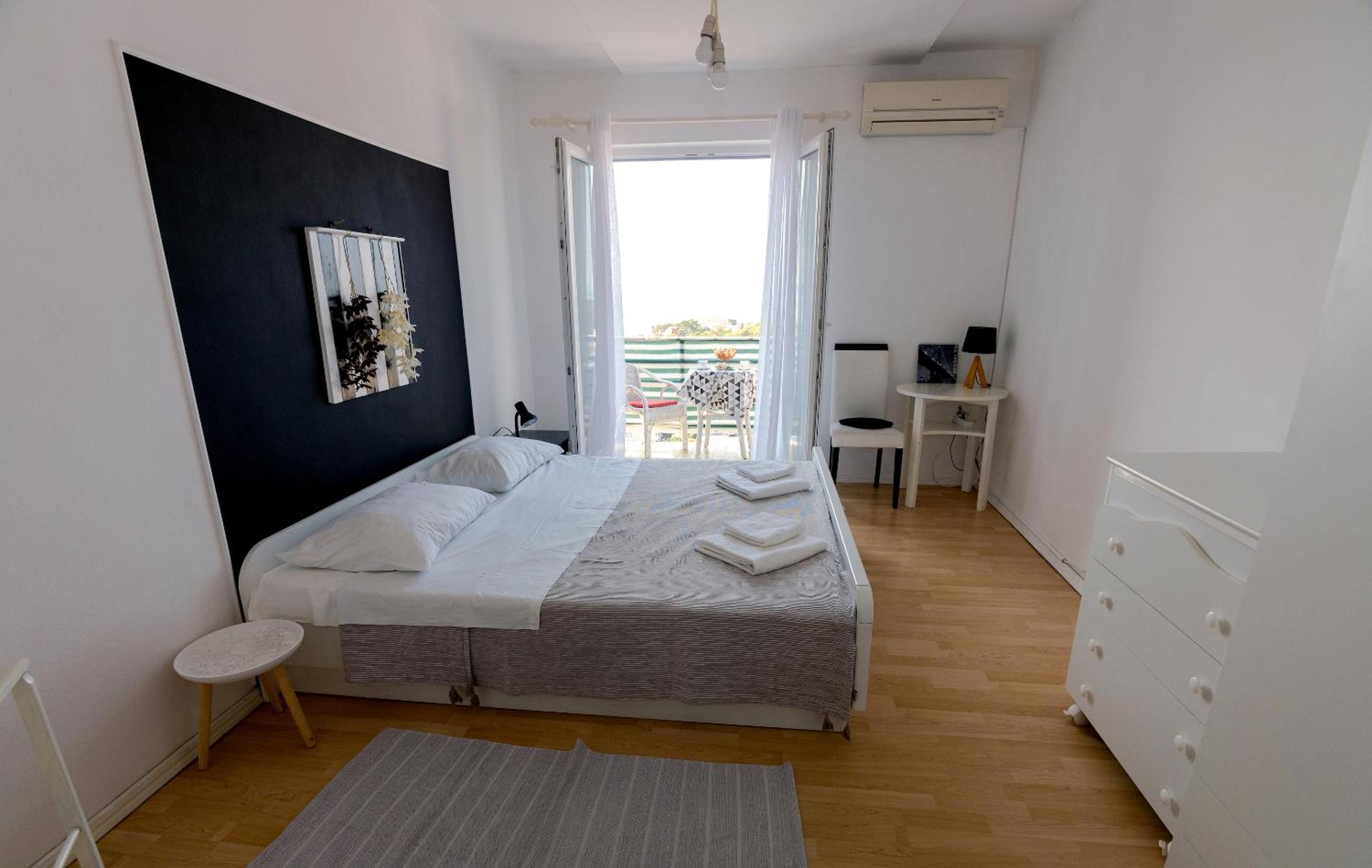 Deluxe Double Room with Balcony and Sea View