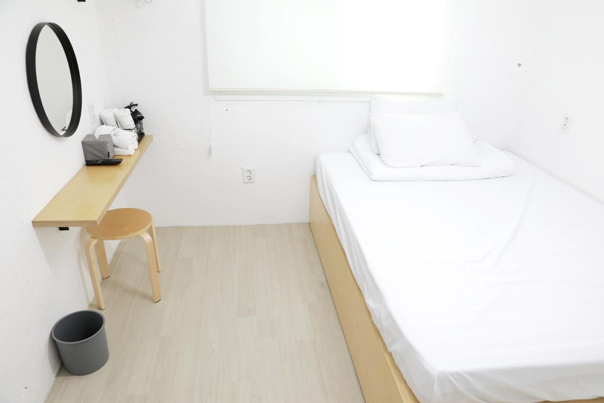 Double Room - Photo 1