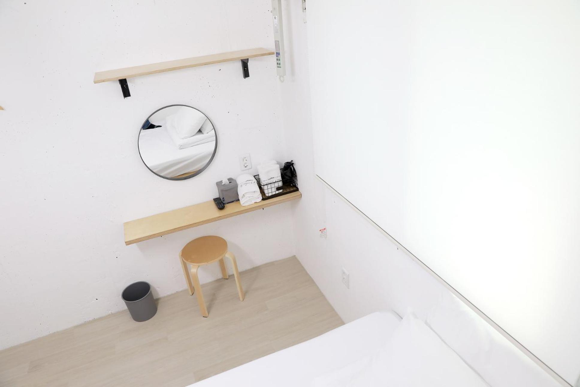 Double Room - Photo 3