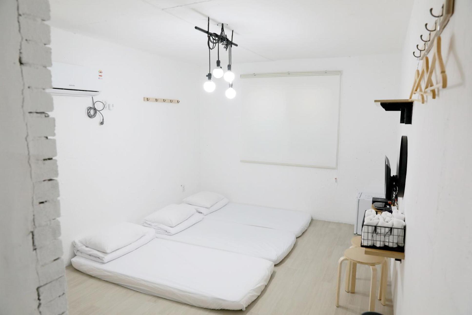 Triple Room - Photo 4