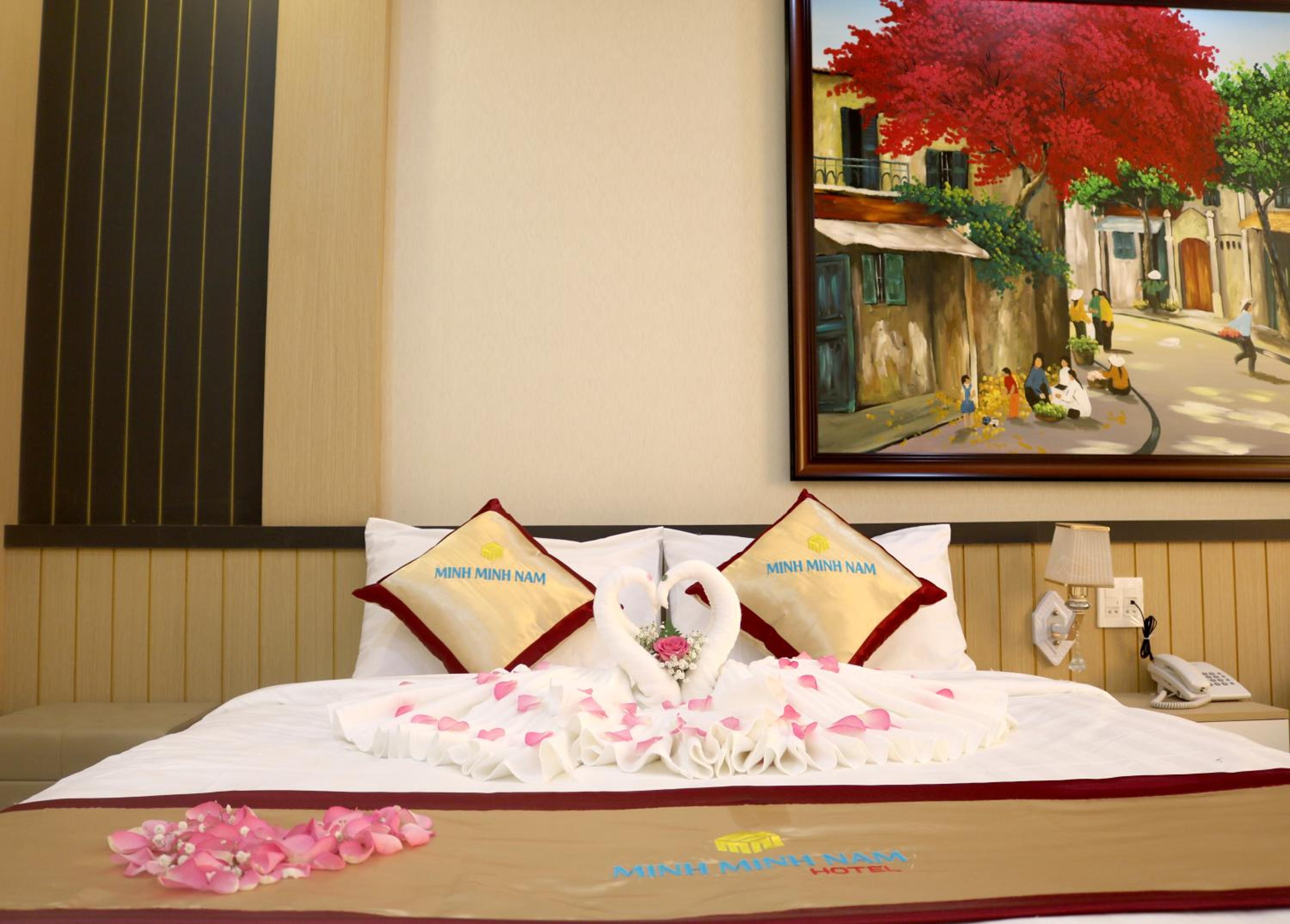 Deluxe Family Room - Photo 6