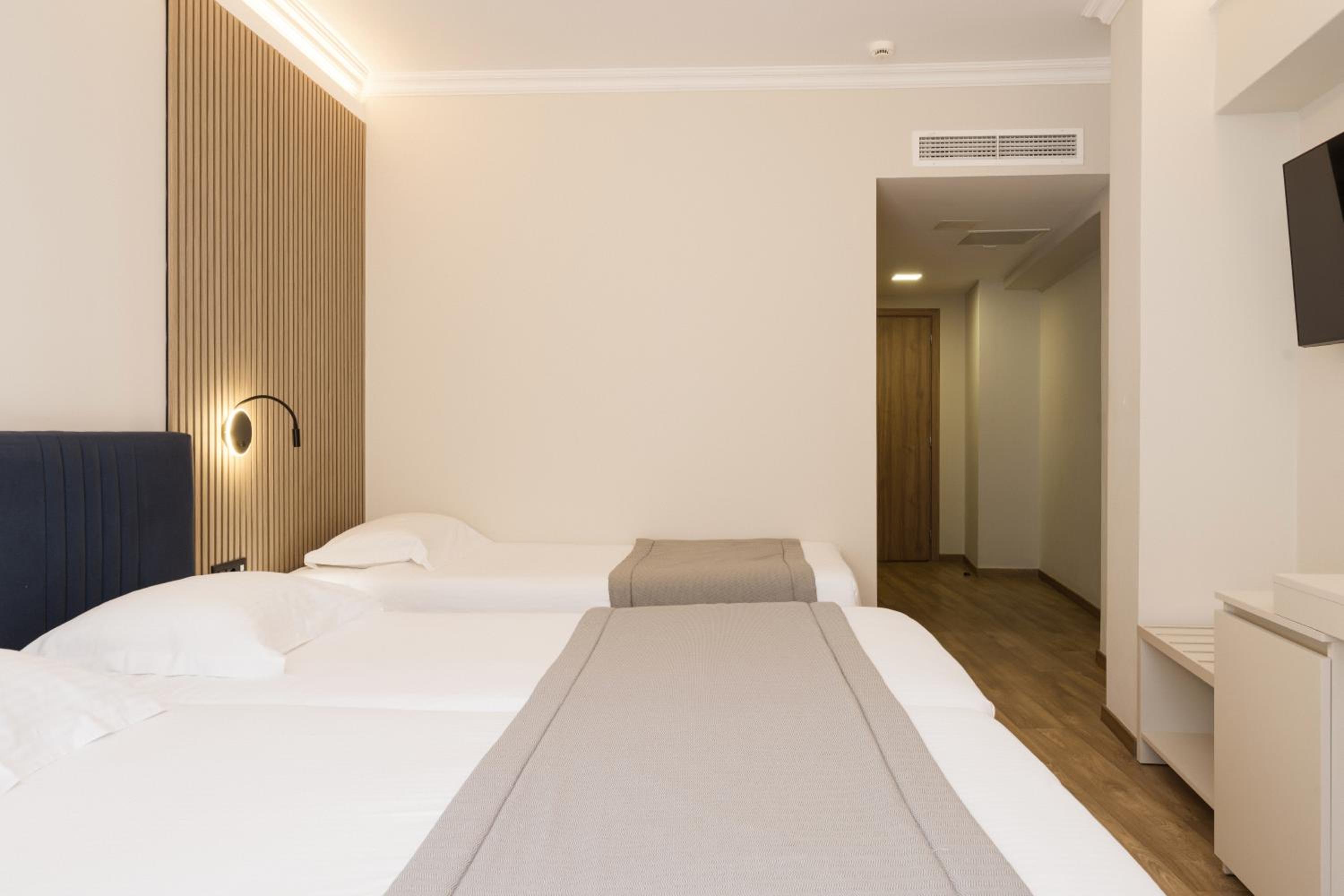 Triple Room with Mountain View photo 1