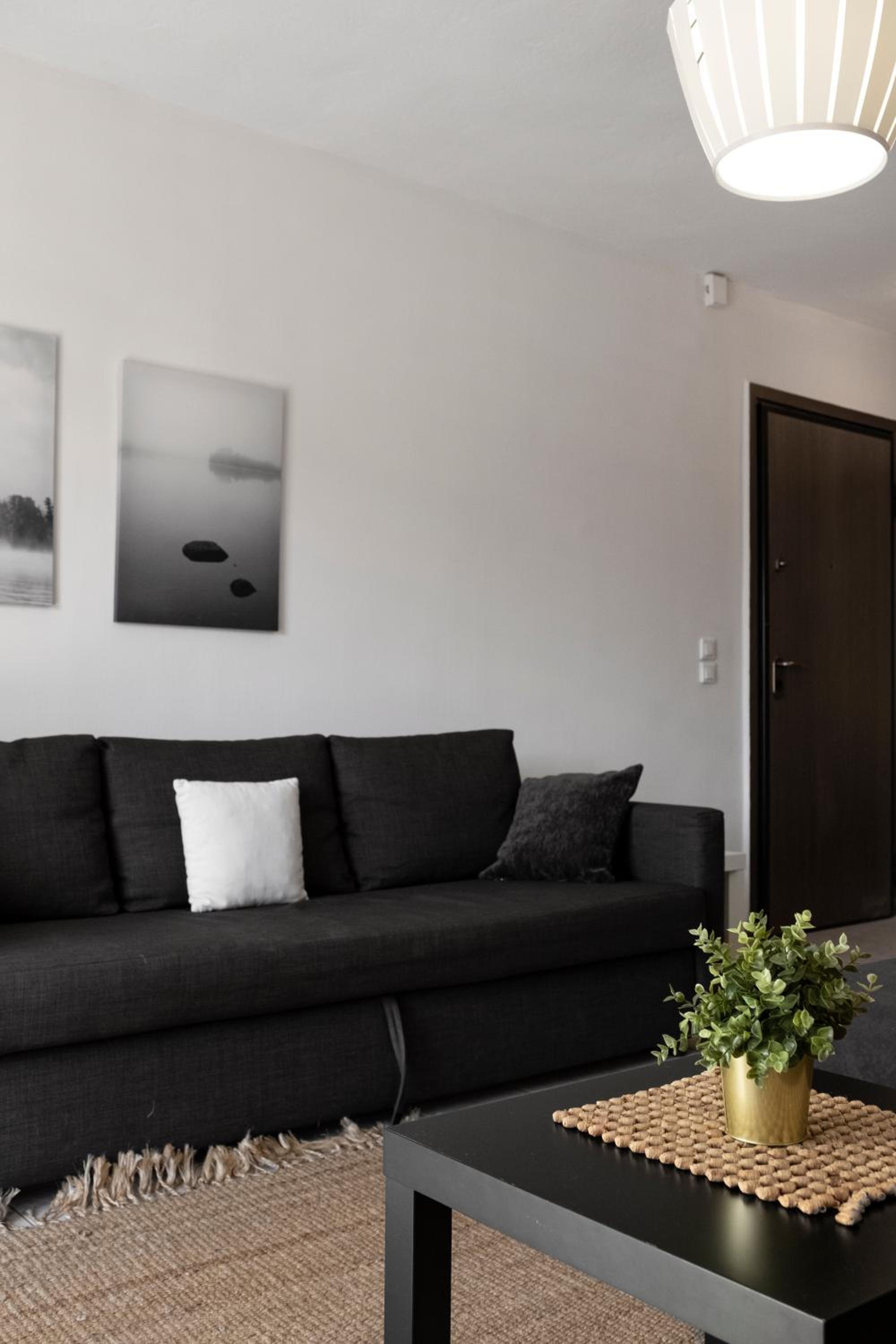 Apartment - Photo 4