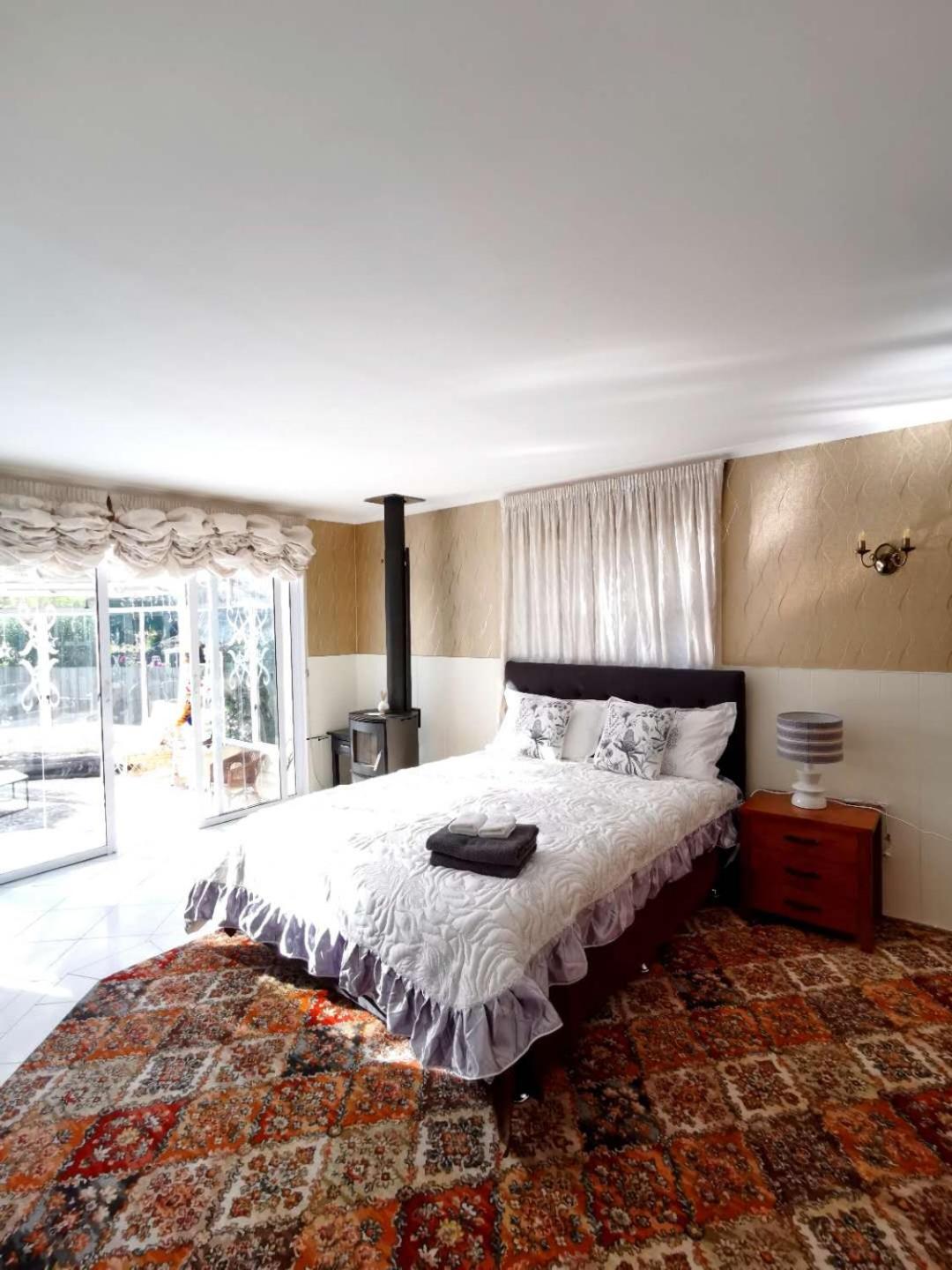 Four-Bedroom House - Photo 17