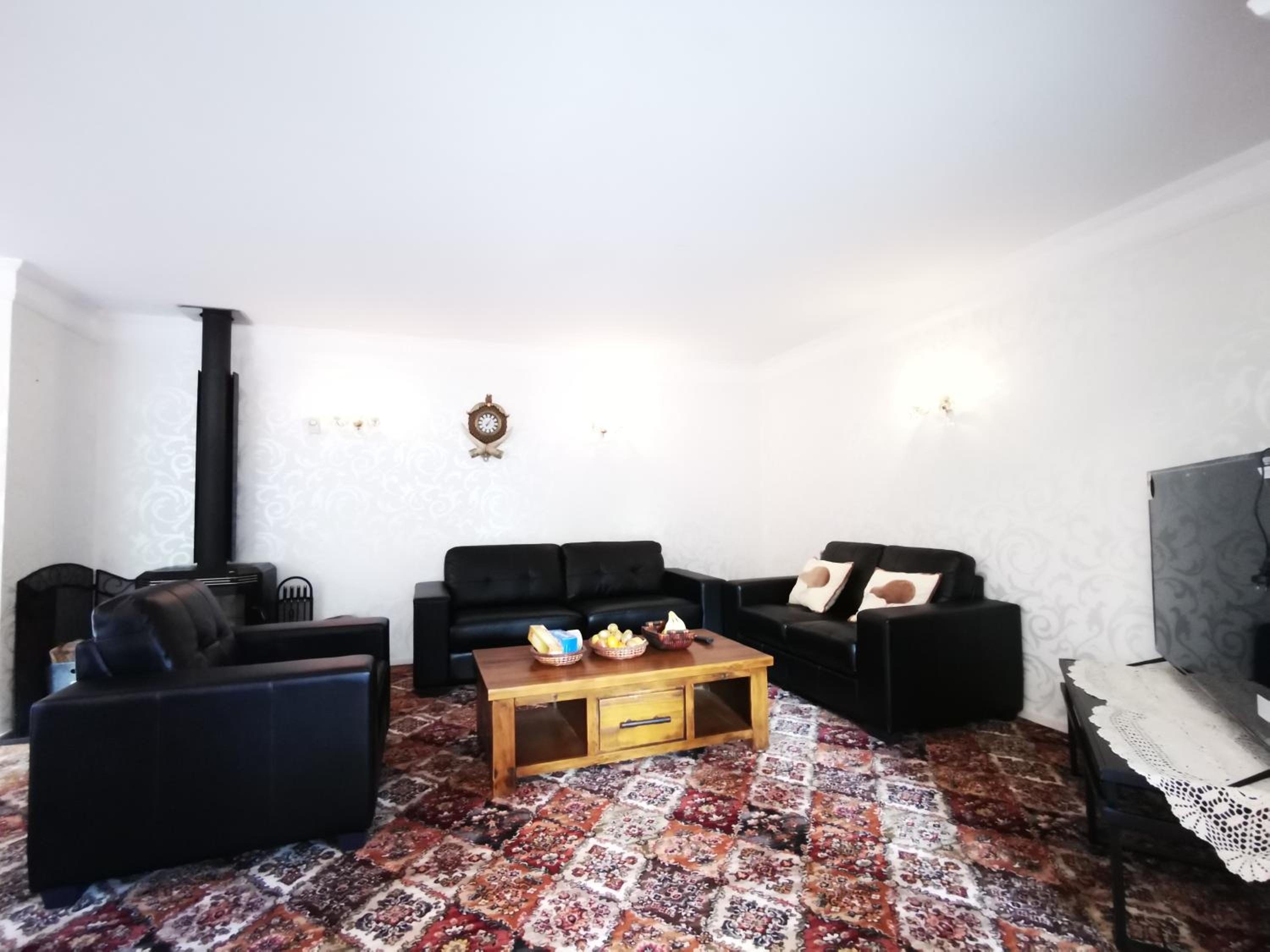Four-Bedroom House - Photo 20