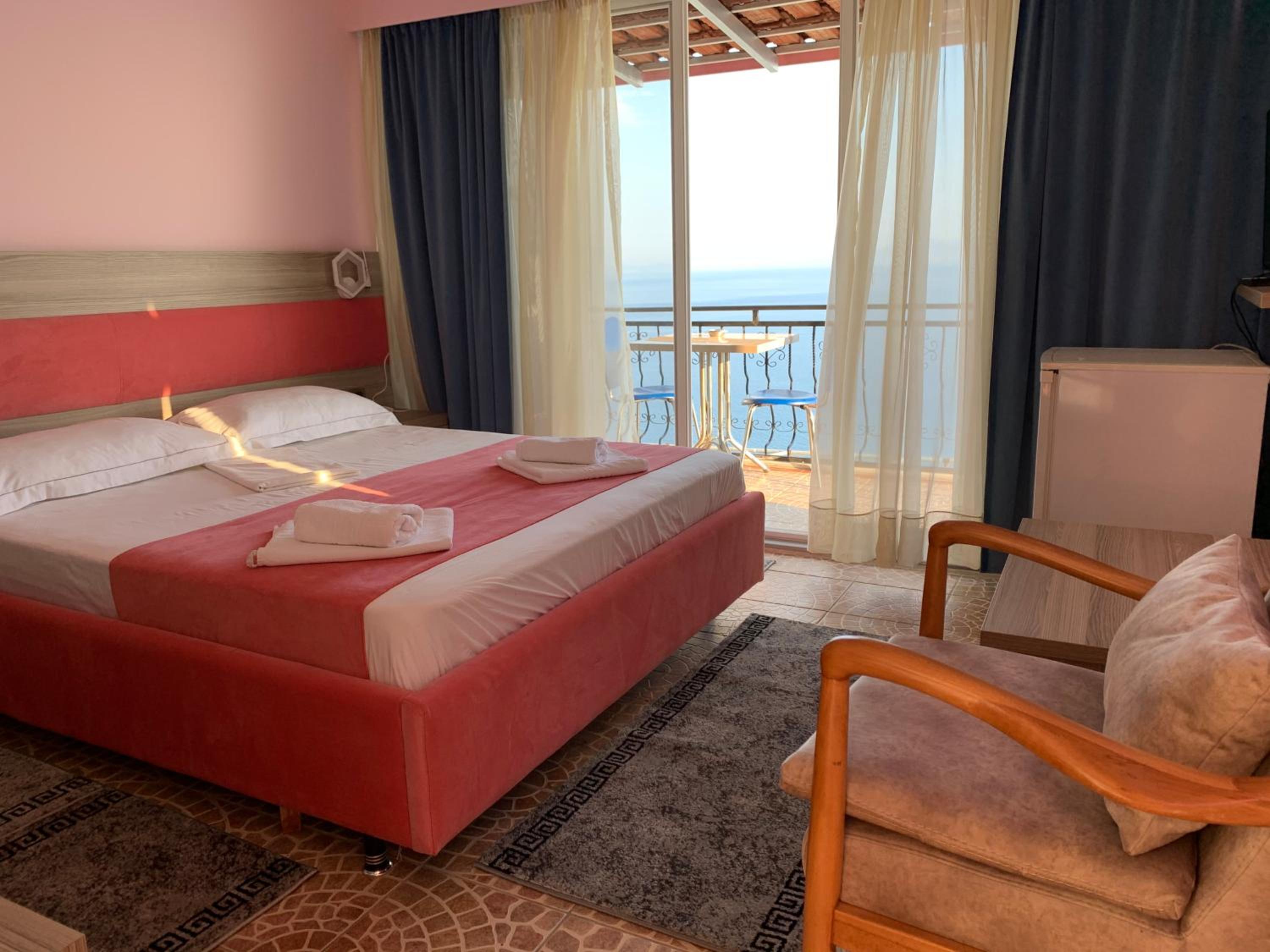 Double Room with Sea View photo 1