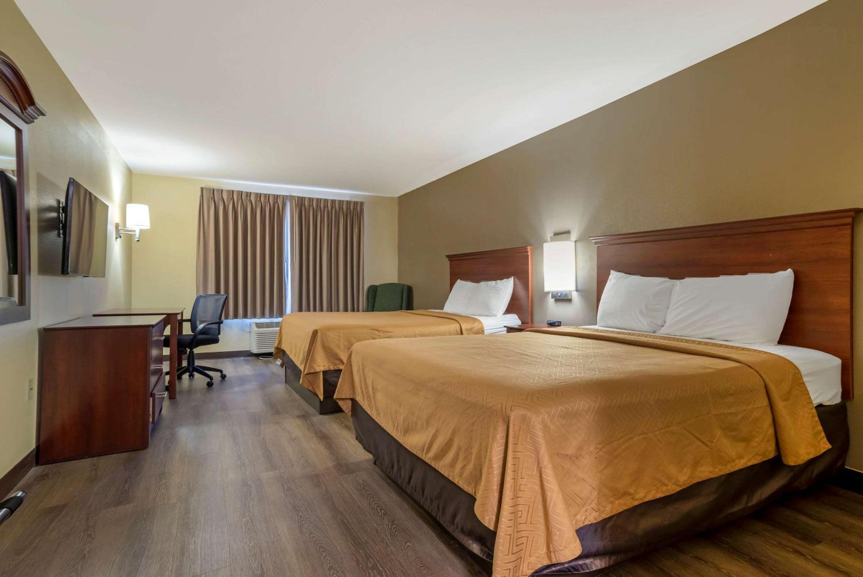 Standard Room - Non-Smoking - Photo 4