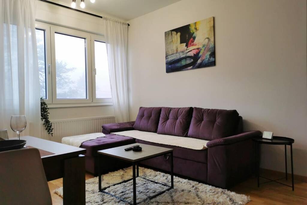 Three-Bedroom Apartment photo 3