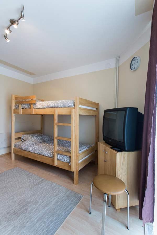 Bed in 4-Bed Mixed Dormitory Room photo 3