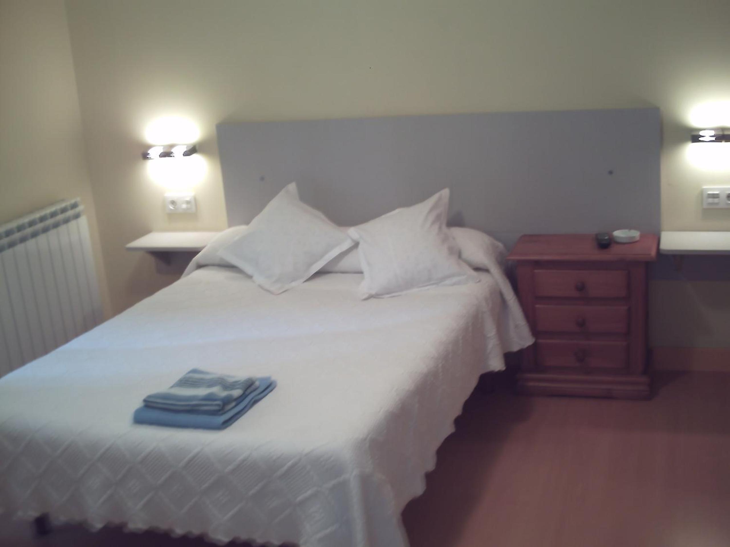 Habitación Doble o con Dos Camas con Baño Compartido