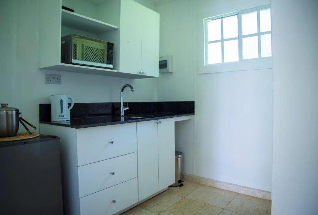 Orchard King Suite with Kitchenette
