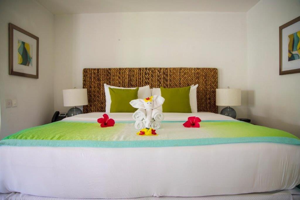 2nd Row 2 Bedroom Garden Villa photo 3