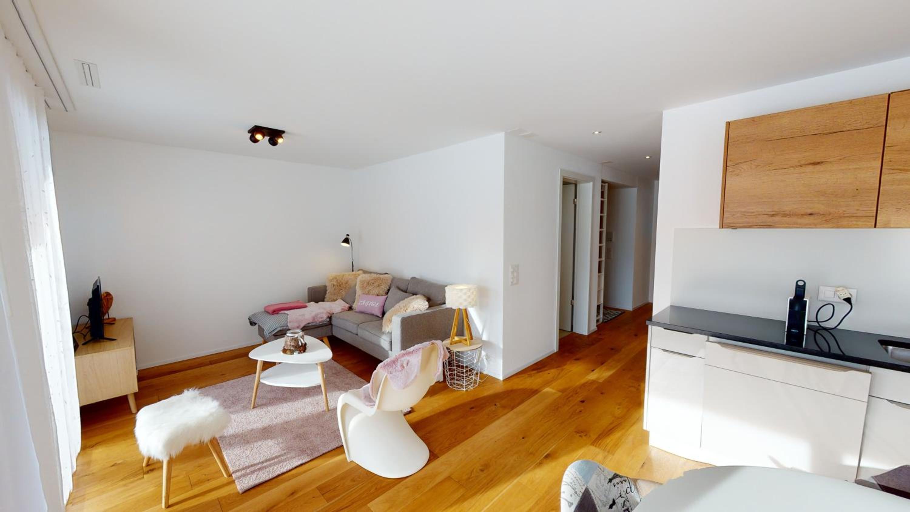 Three-Bedroom Apartment photo 1
