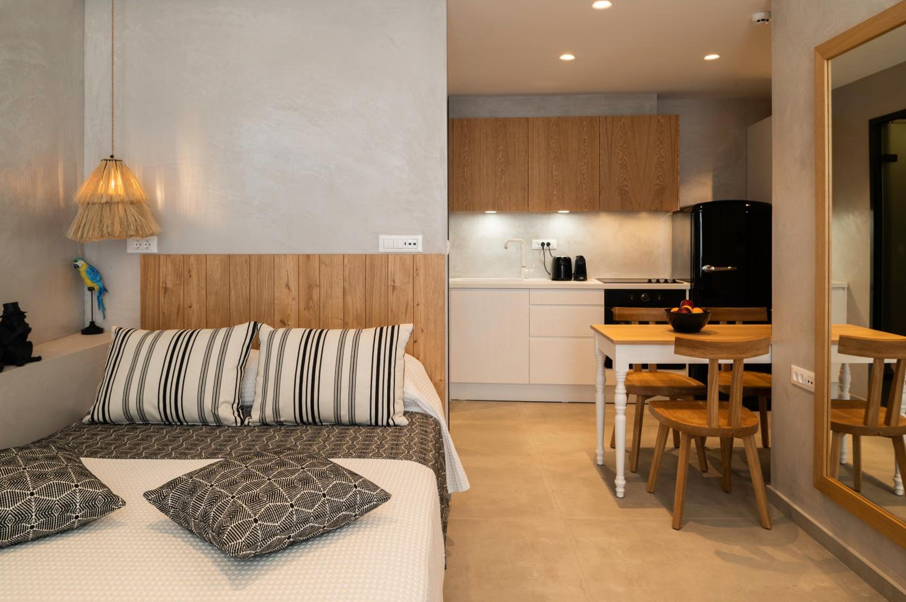 Suite with Old Town View - Photo 13