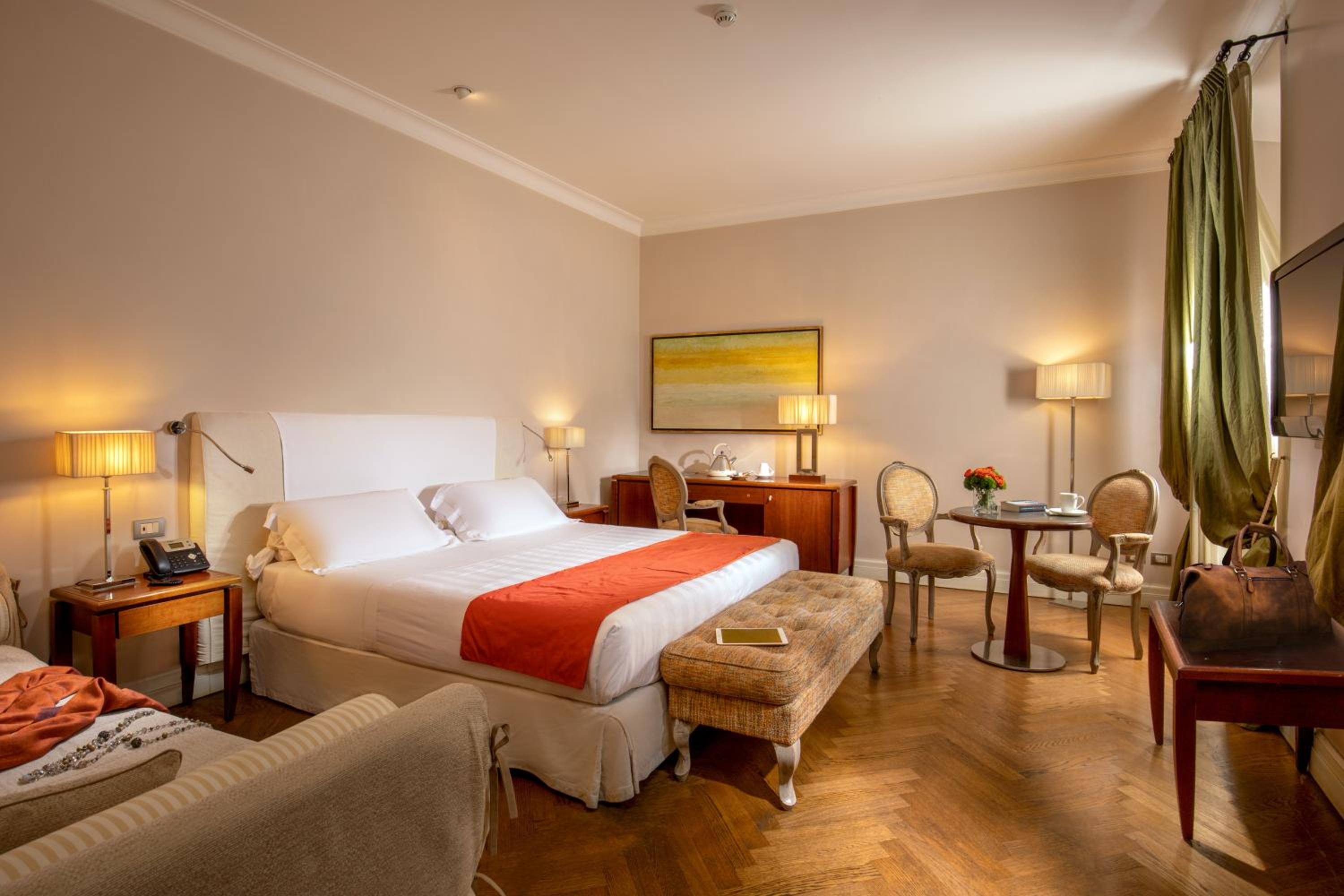 Superior Double or Twin Room photo 2