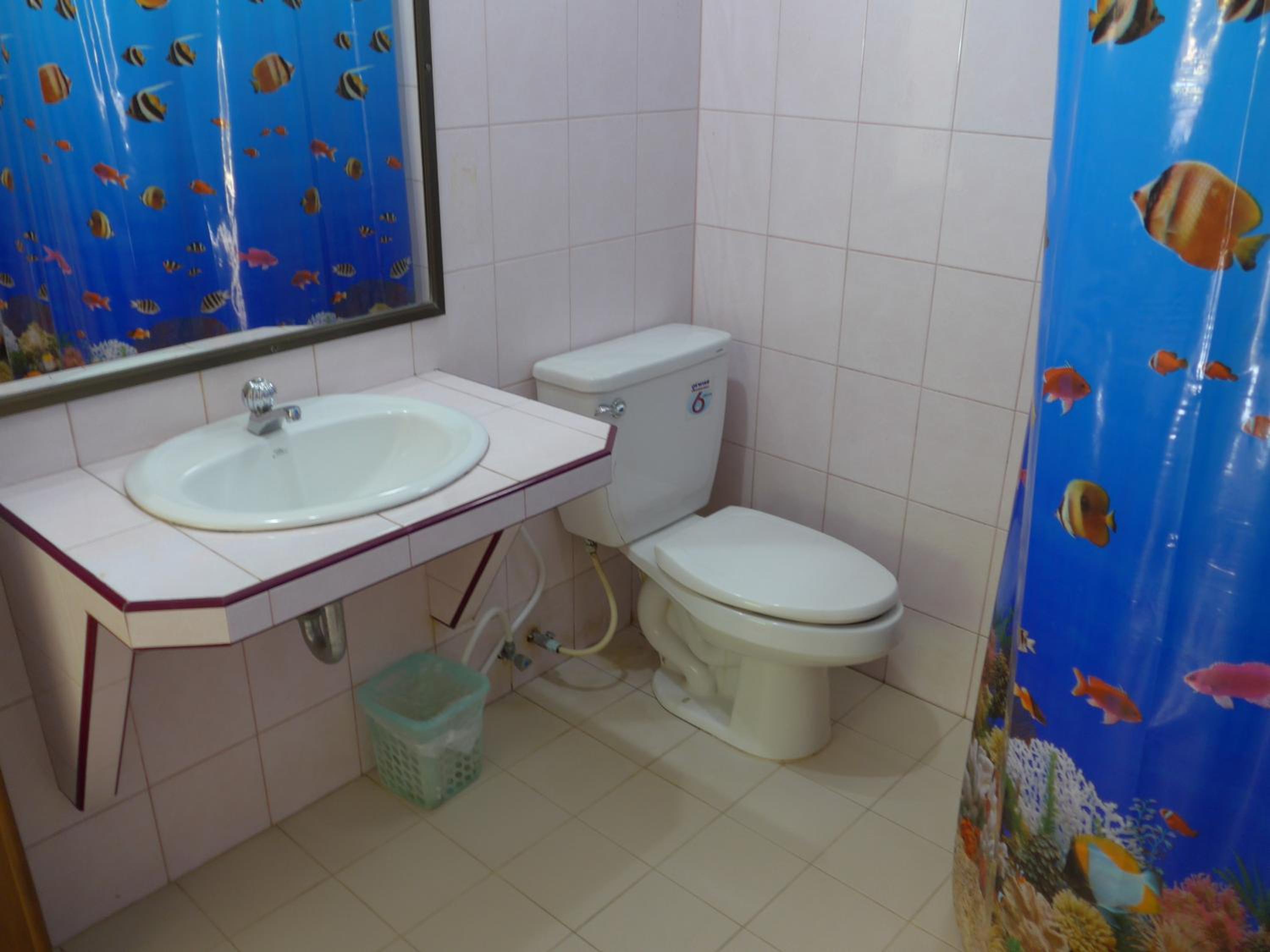 Budget Twin Room photo 2