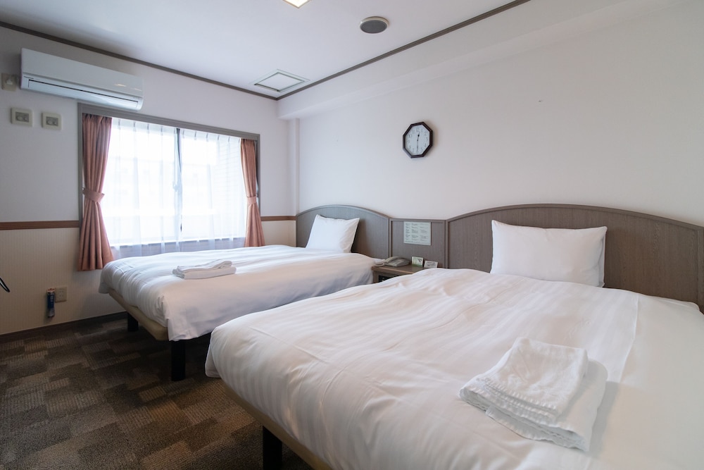 Standard Triple Room, Smoking